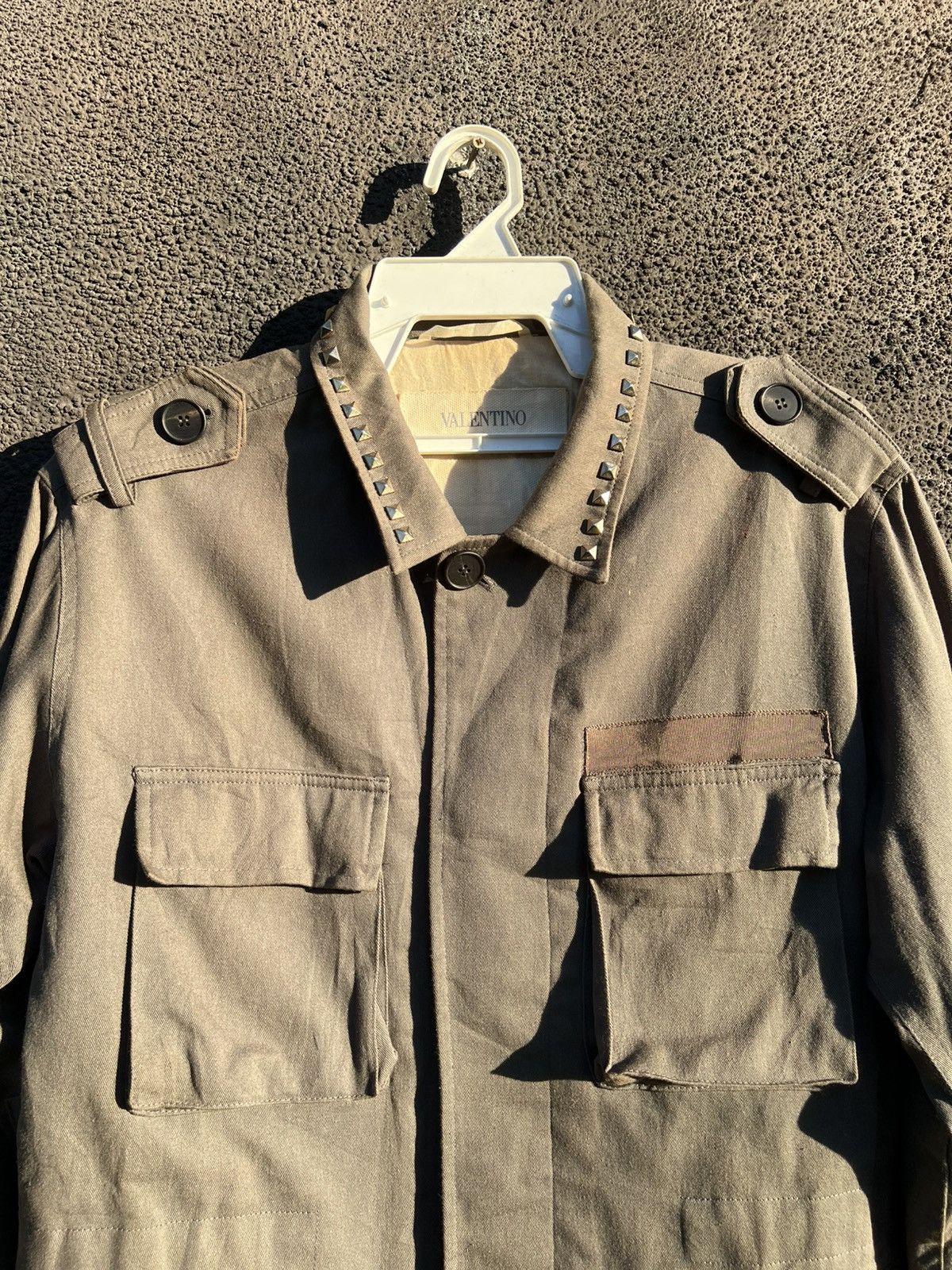 Valentino Valentino Rockstud Untitled 3 Safari Field Jacket Men Women Size US M / EU 48-50 / 2 - 4 Thumbnail