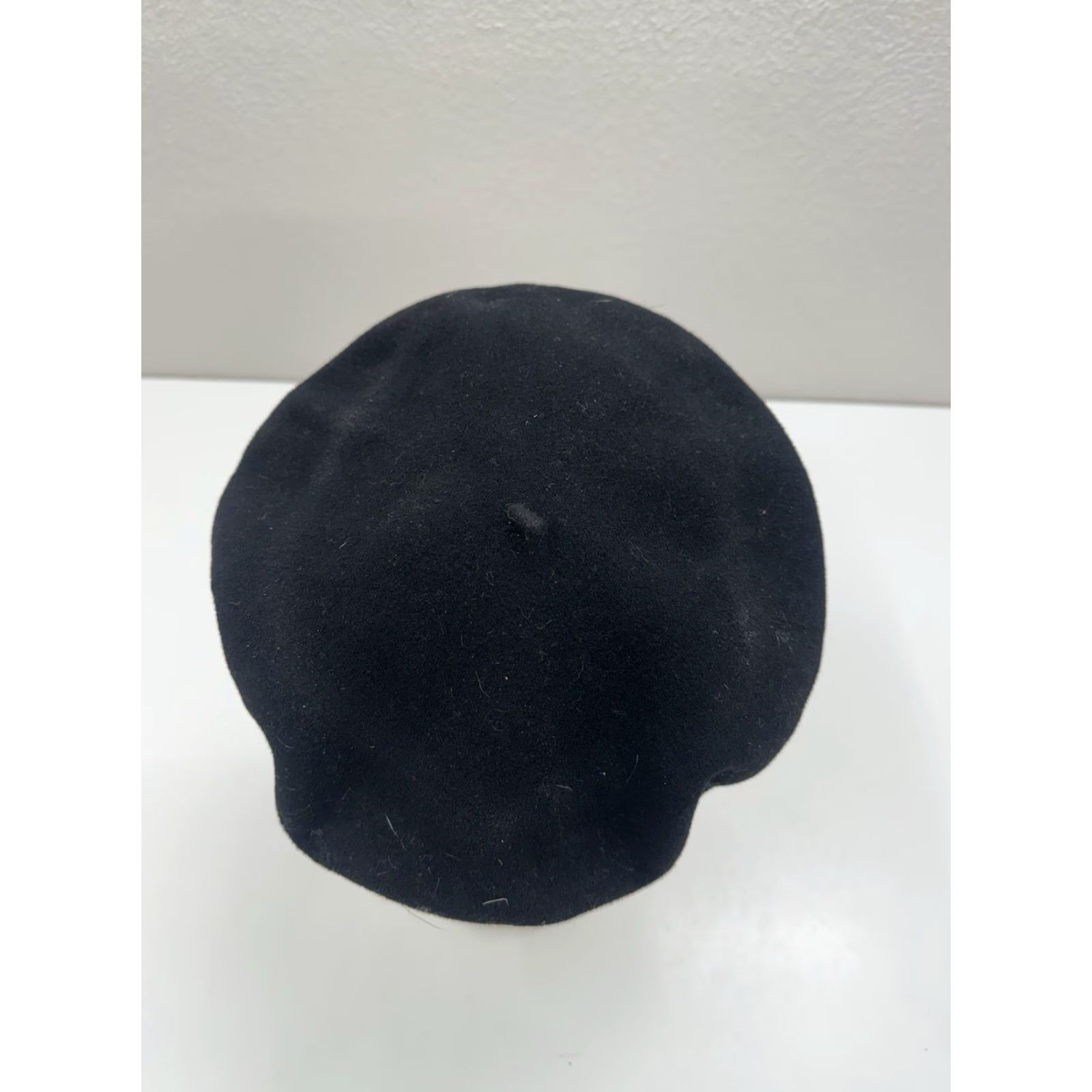 Vintage Mile Beret Hat Black Fontanella, 20 Barcelona Vintage Beret Mens One Size Black Mile Exposicion Tolosa Clothing Style: Beret, Solid Pattern, Vintage Size ONE SIZE - 5 Thumbnail