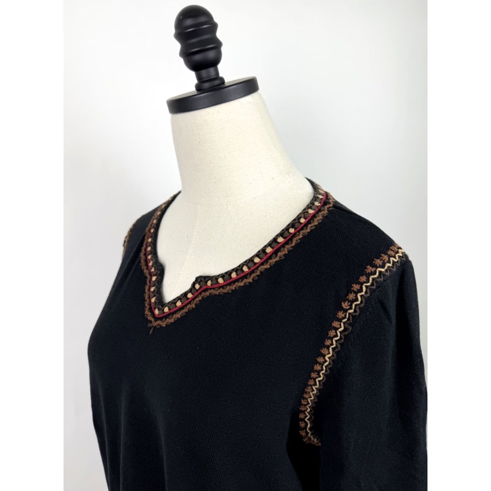 Vintage VINTAGE Harold's Shirt Womens L Black Cotton Embroidered 3/4 Sleeve V-Neck Western 90s Bohemian retro Hippie Vintage Womens XL fits like Large Size L / US 10 / IT 46 - 7 Thumbnail