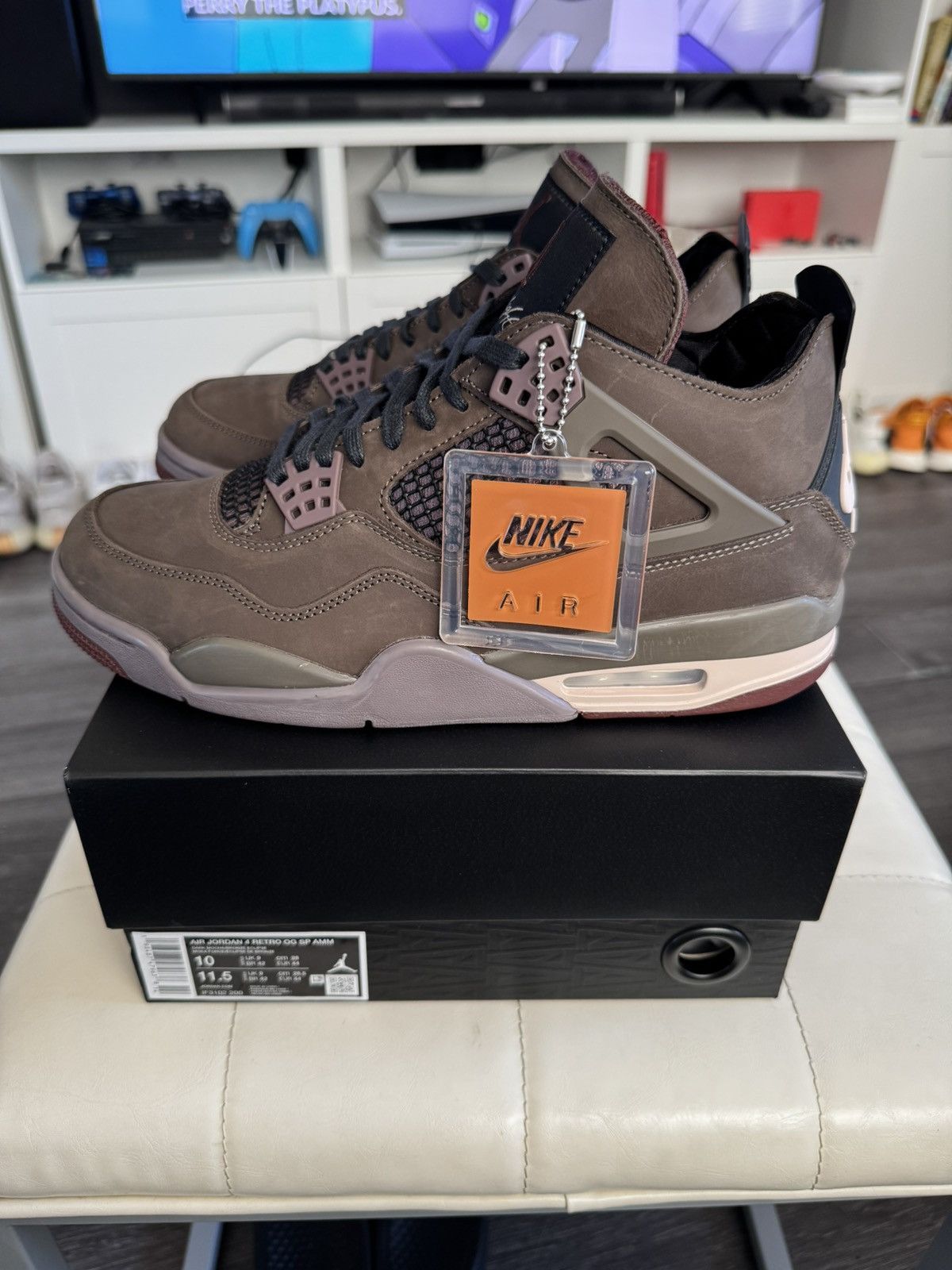 A Ma Maniere × Nike Jordan 4 Retro x A Ma Maniére “Dark Mocha” Size US 10 / EU 43 - 1 Thumbnail