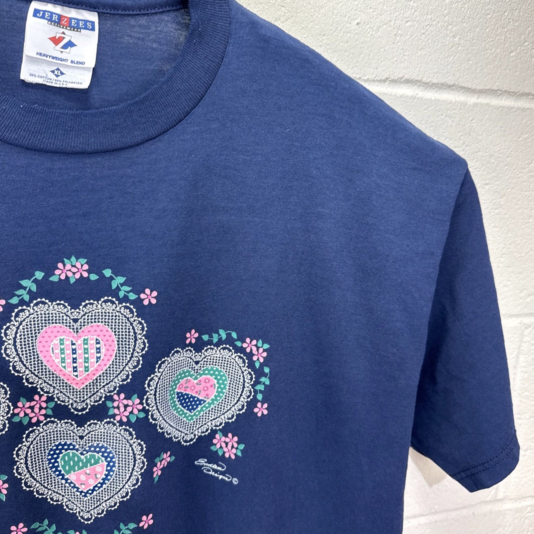 Jerzees Vintage Endless Designs T Shirt Floral Quilted Hearts Pattern Blue XL Size XL / US 12-14 / IT 48-50 - 6 Thumbnail