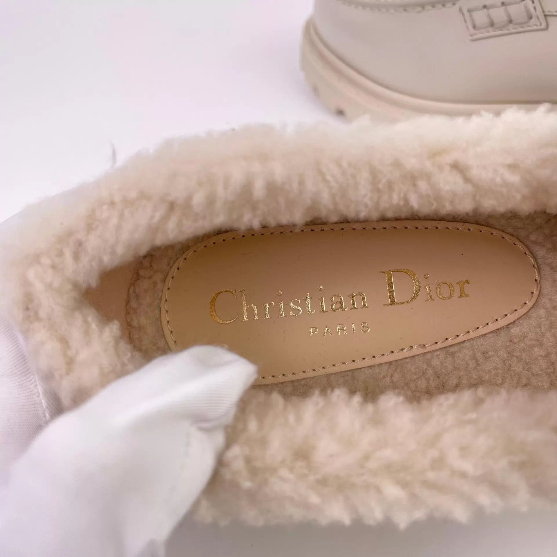 Dior Dior Gold Logo Fleece-Lined Loafer Women’s 36 Size US 5.5 / IT 35.5 - 6 Thumbnail