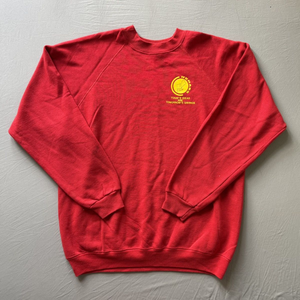 Hanes Vintage 90s New England Sweatshirt Size US XL / EU 56 / 4 - 1 Thumbnail