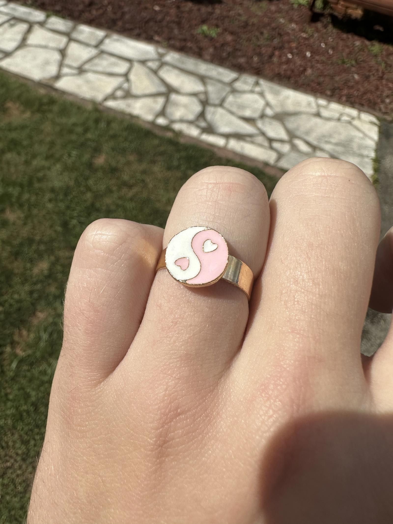 Jewelry × Vintage Gold Enamel Pink Yin Yang Heart Ring Adjustable Sizing Size ONE SIZE - 1 Thumbnail