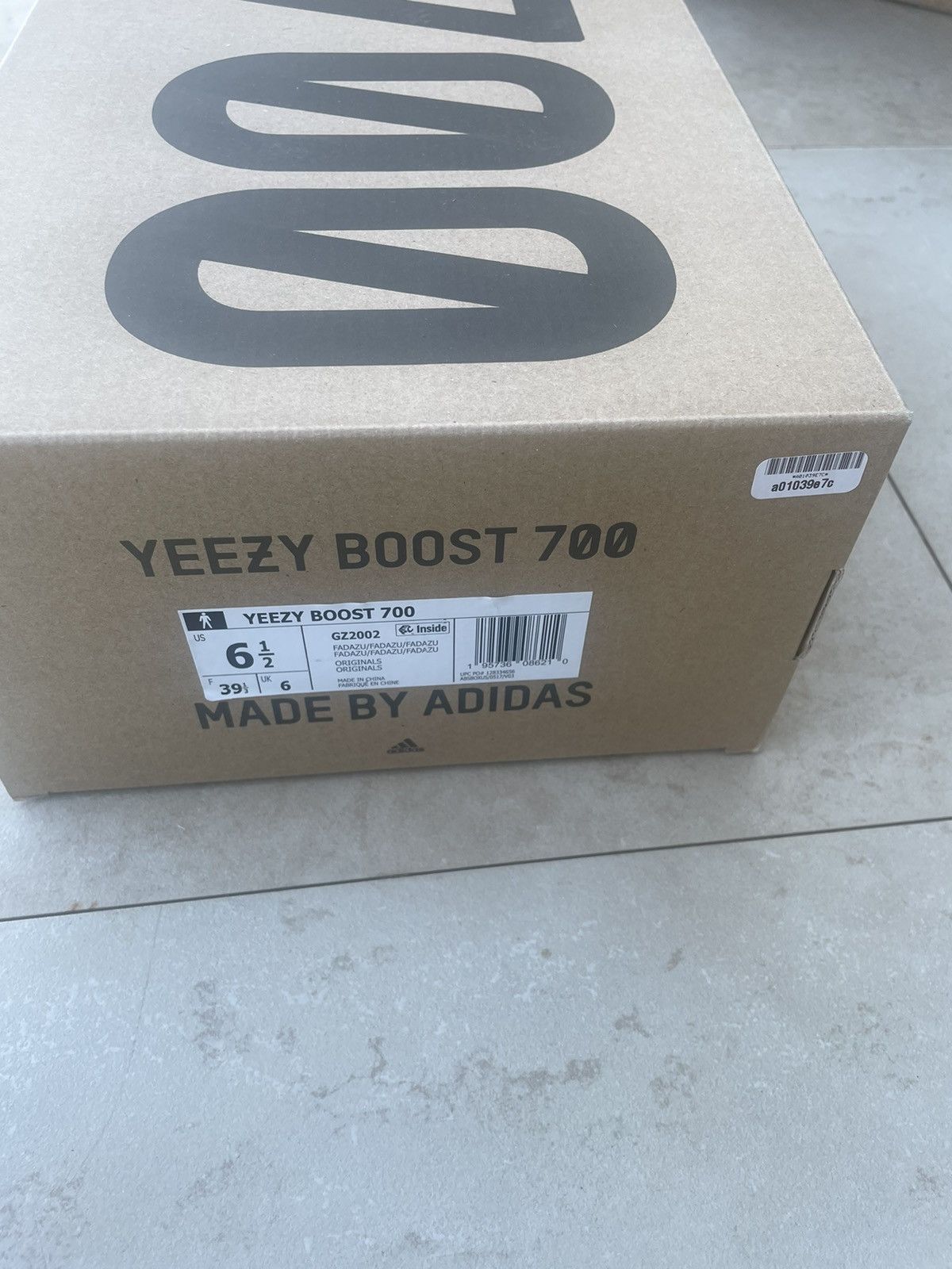 Adidas adidas Yeezy Boost 700 Faded Azure OG Box and Tags Size US 6.5 / EU 39-40 - 10 Thumbnail