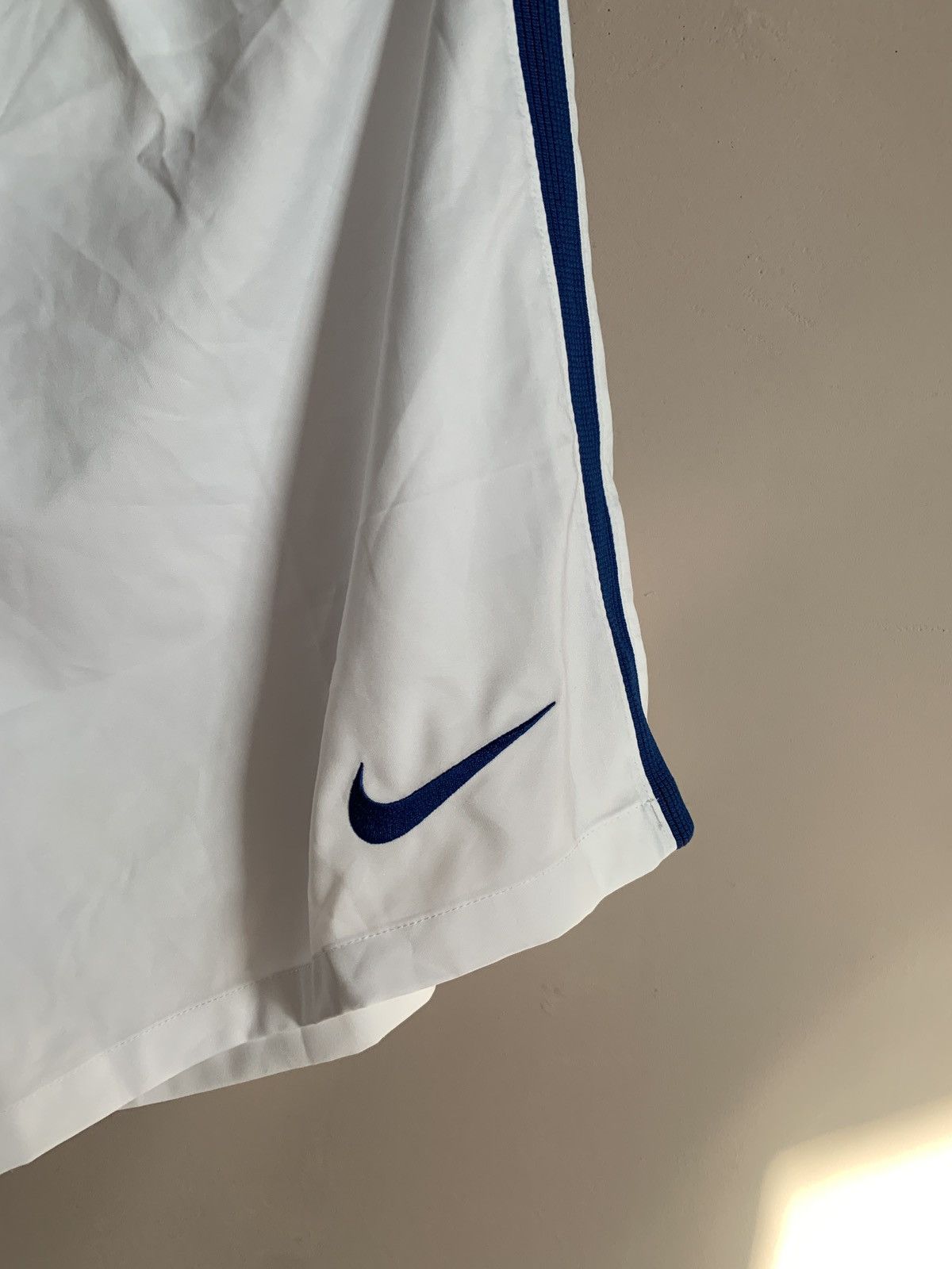 Nike England Nike soccer football shorts home Size US 36 / EU 52 - 4 Thumbnail