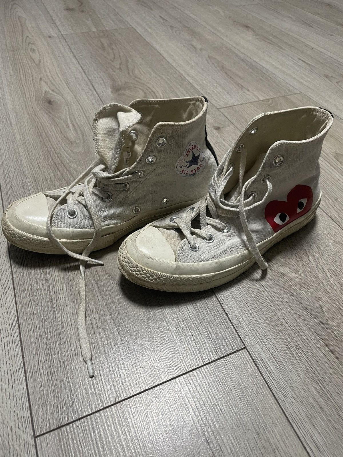 Comme des Garcons Comme des Garçons Play Converse Chuck Taylor White Sneakers Size US 6 / EU 39 - 2 Thumbnail