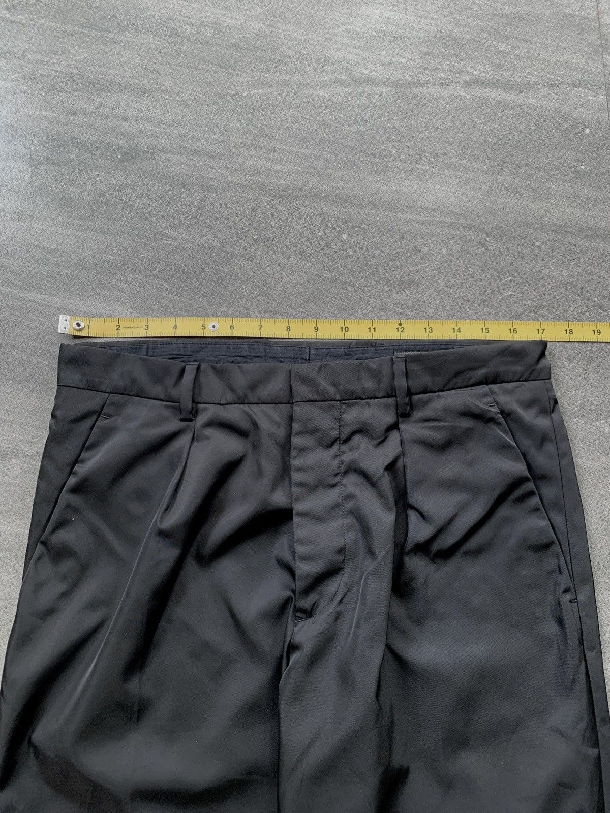 Prada FREE TAX! Garbardine Nylon Cropped Trousers Size US 32 / EU 48 - 13 Thumbnail