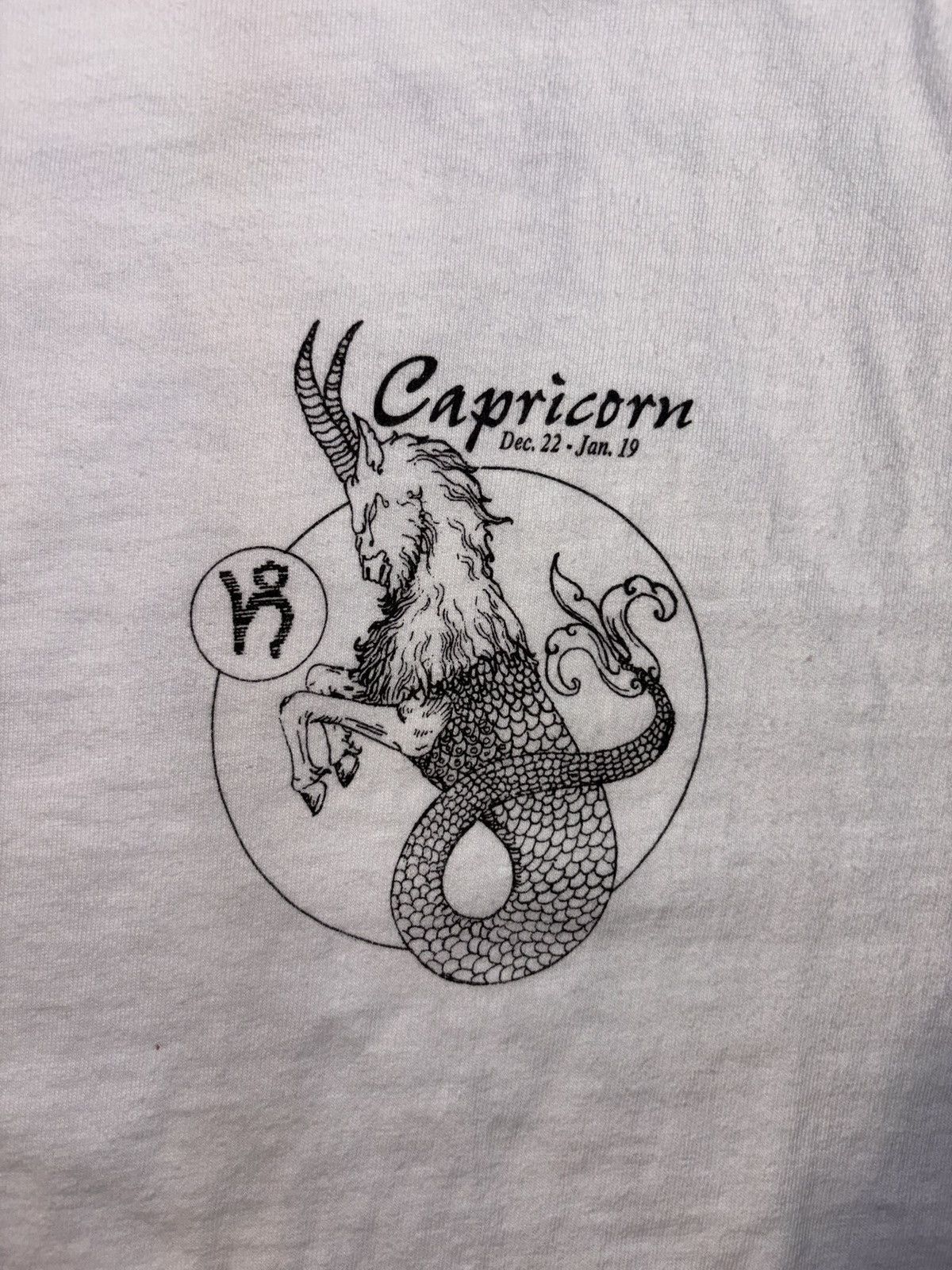 Hanes Vtg Hanes Beefy Capricorn Zodiac Astrology 90’s USA T-shirt Size US L / EU 52-54 / 3 - 3 Thumbnail