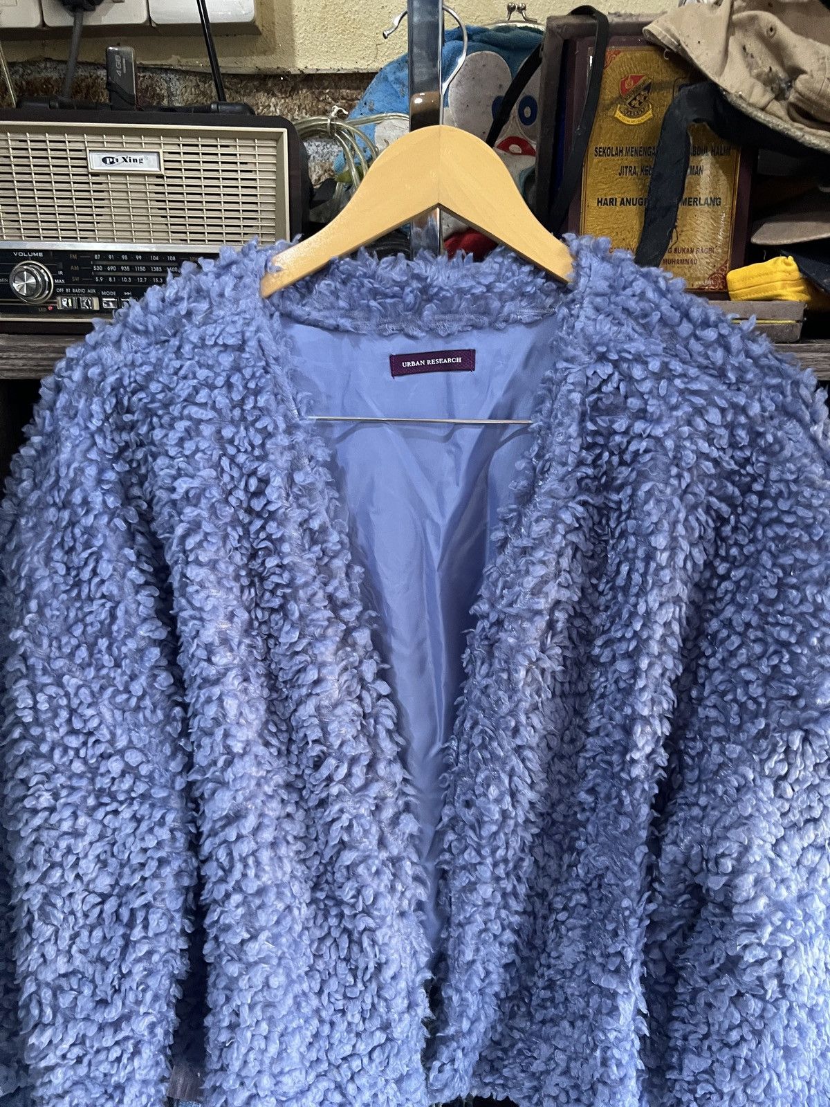 URBAN RESEARCH DOORS 🔥Urban Research Buttonless Light Sherpa Cardigan Size US XL / EU 56 / 4 - 5 Thumbnail