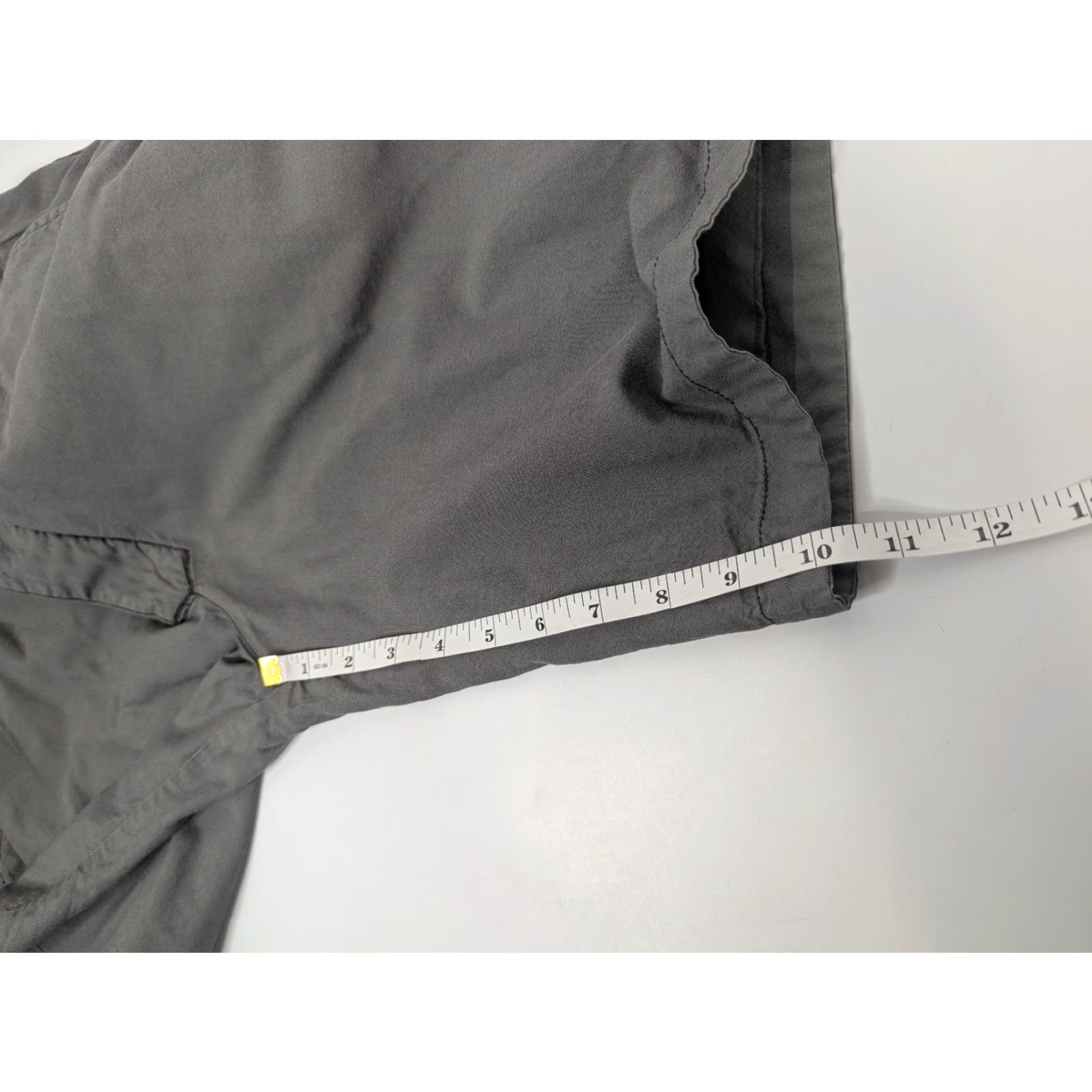 Oakley Oakley Addison Striped Reversible Shorts Mens Size 34 Chino Gray 9 In Inseam Pockets Logo Size US 34 / EU 50 - 5 Thumbnail