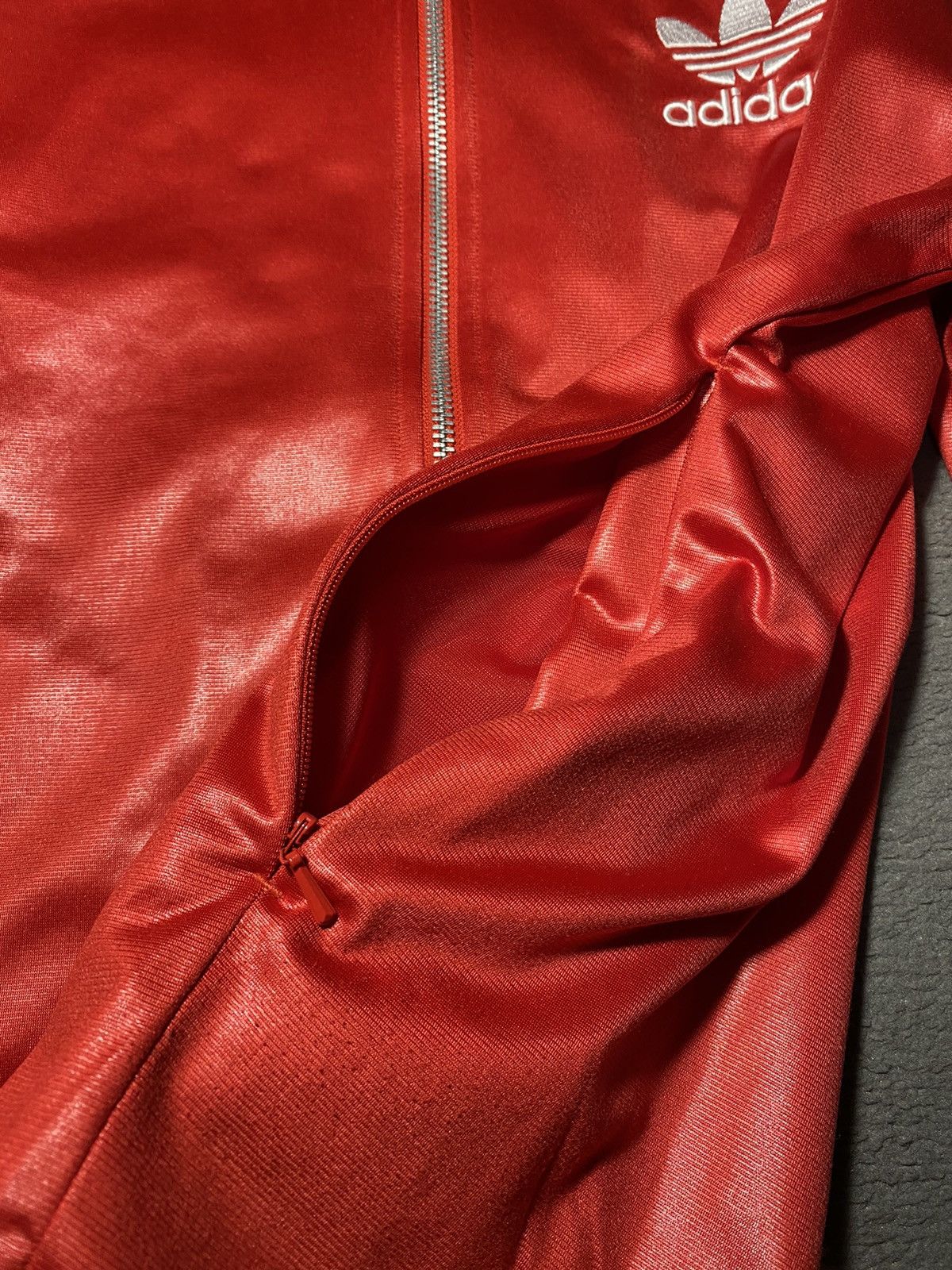 Adidas × Vintage Vintage 00’s Y2K Adidas Chile62 Waxed Shine Zip Sweatshirt Size US S / EU 44-46 / 1 - 7 Thumbnail