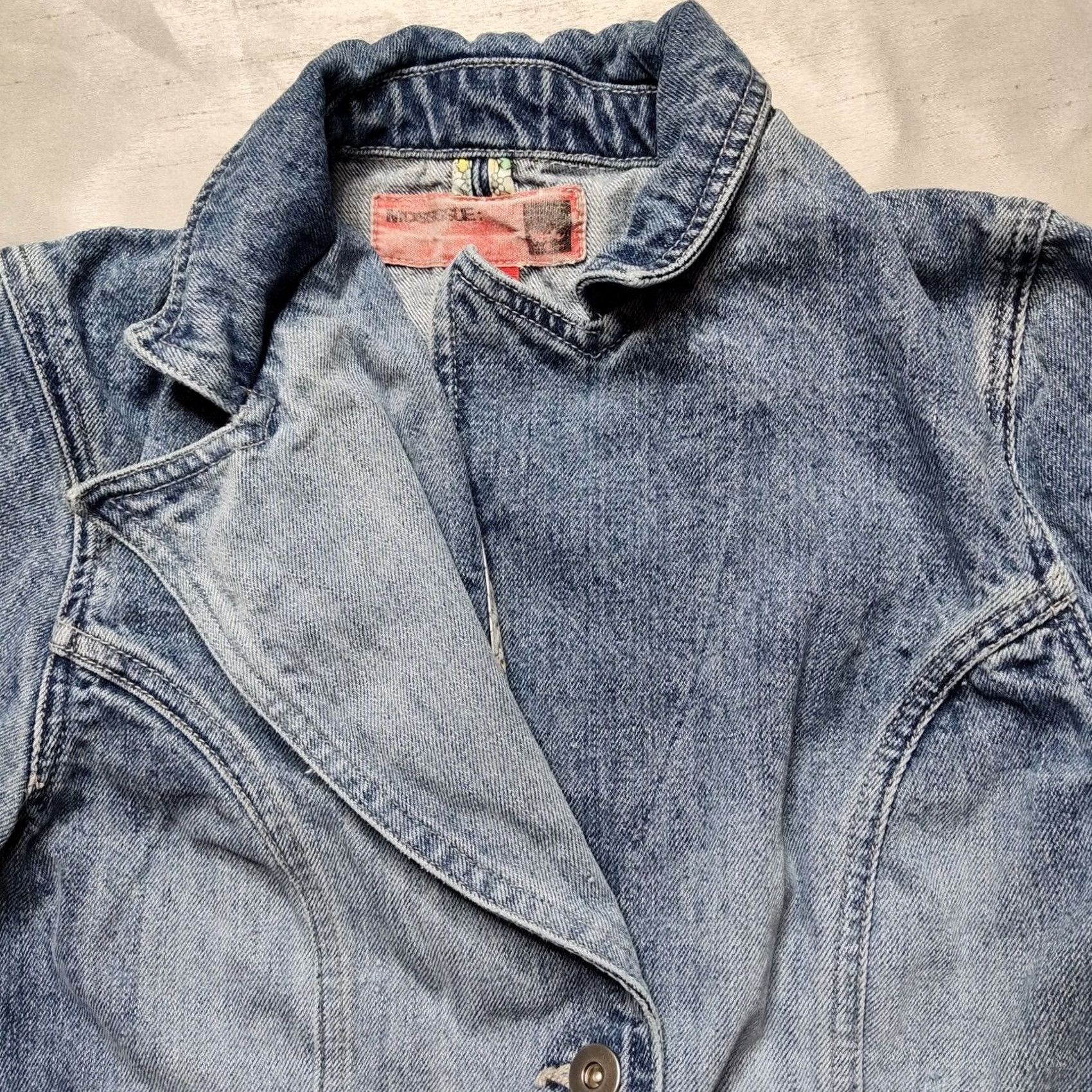 Mossimo MOSSISSUE BY MOSSIMO Women Small Denim Blue Jean Jacket Shirt Adults S Blue Denim Jacket Mossimo Jeans Jacket Womens Small Denim Blue Jean Jacket Size 28" / US 6 / IT 42 - 5 Thumbnail