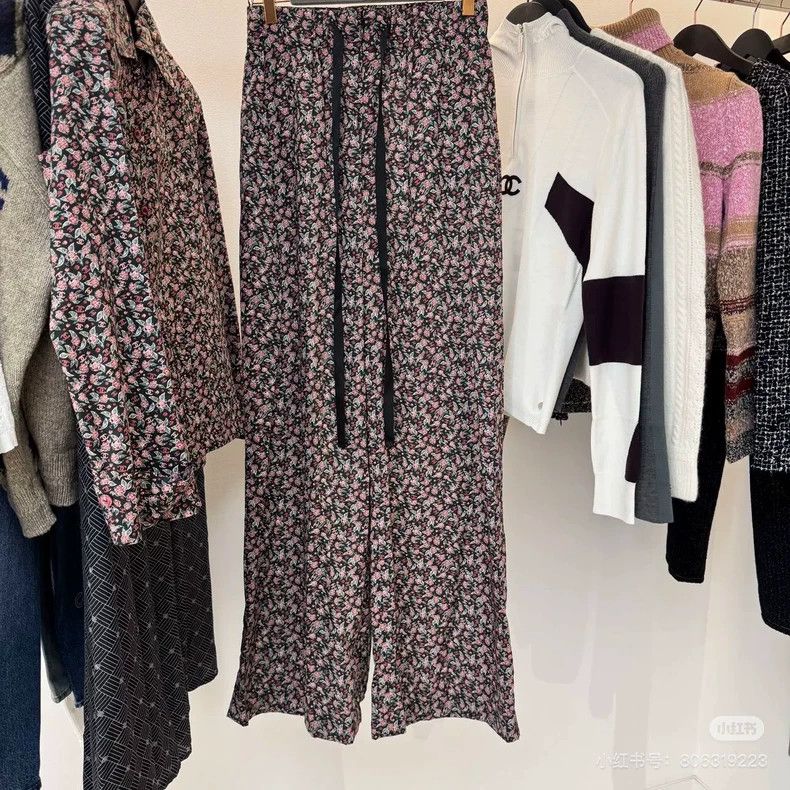Chanel Chanel 24B black patchwork red broken flower full printed Size 24" / US 00 / IT 34 - 8 Thumbnail