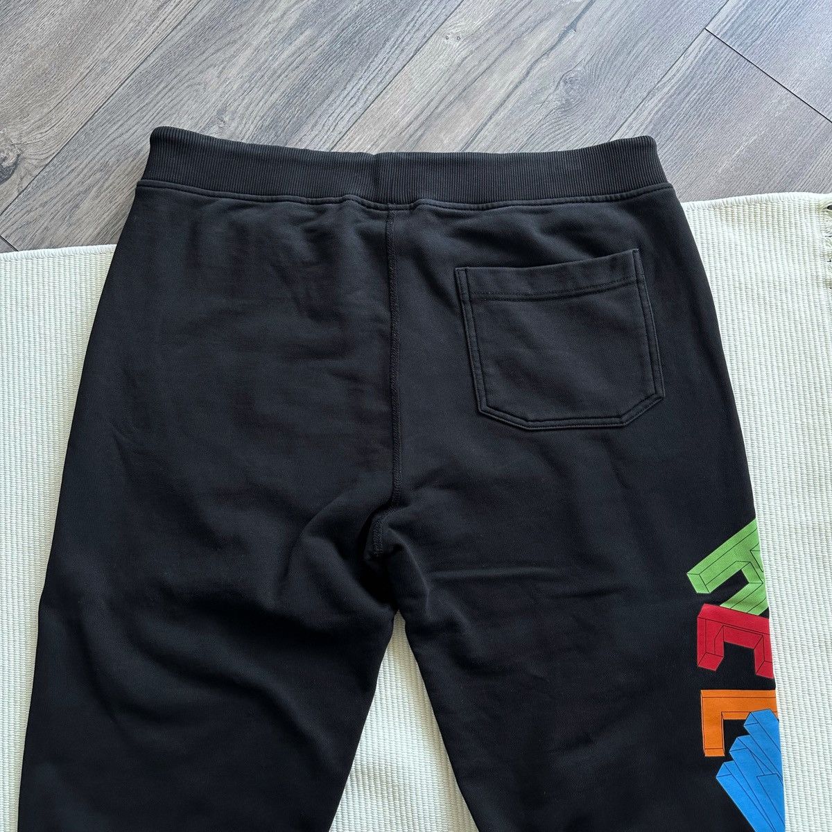 Helmut Lang HELMUT LANG 3D Logo Print Black Sweatpants Size US 35 - 10 Thumbnail
