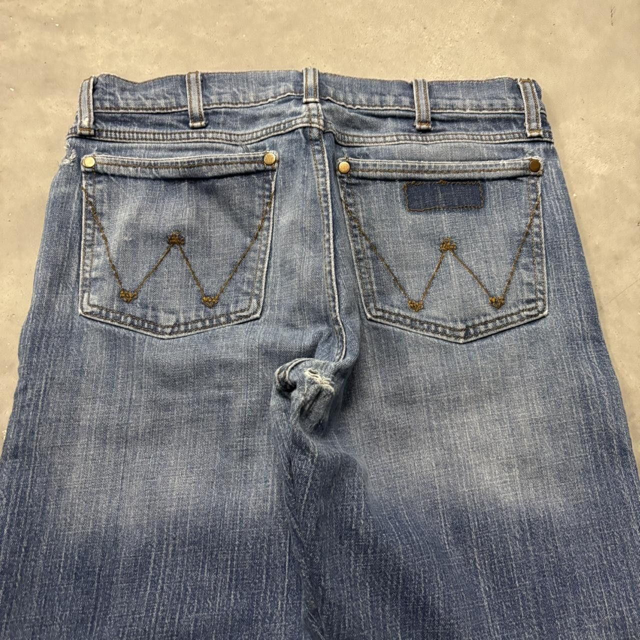 Japanese Brand × Vintage Crazy Vintage Y2K/2000s Grunge Faded Dark Wash Essential Denim Jeans! Size US 31 - 7 Thumbnail