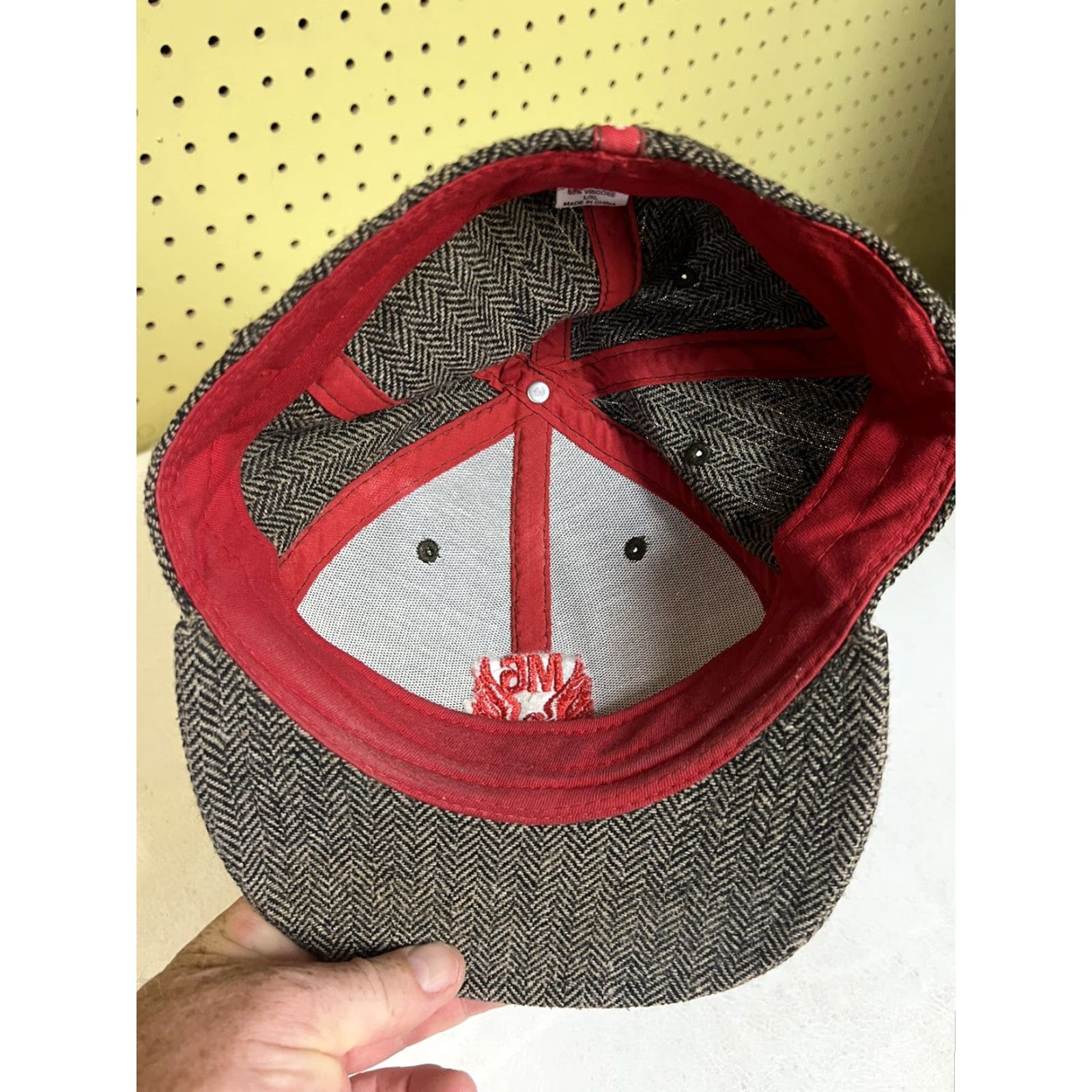 Vintage M6 Brown Herringbone Wool Blend Baseball Cap Large/XL Hat Cap Mens Brown Wool Herringbone Baseball Cap M6 L/XL Mens Size ONE SIZE - 3 Thumbnail