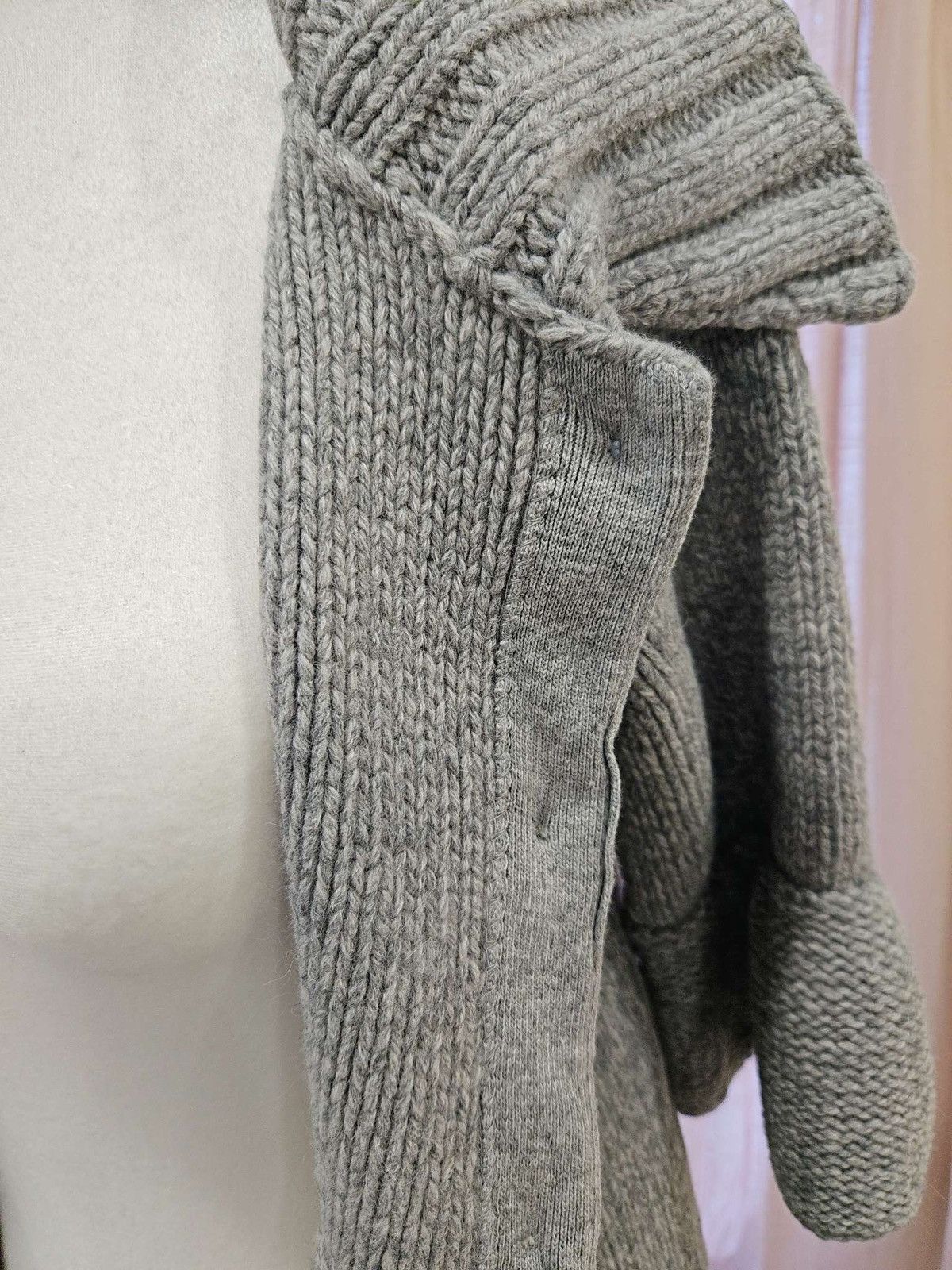 Alice + Olivia × Vintage Alice & Olivia Knit Wool Alpaca Bell Sleeve Cardigan/ Dress Size M / US 6-8 / IT 42-44 - 17 Thumbnail
