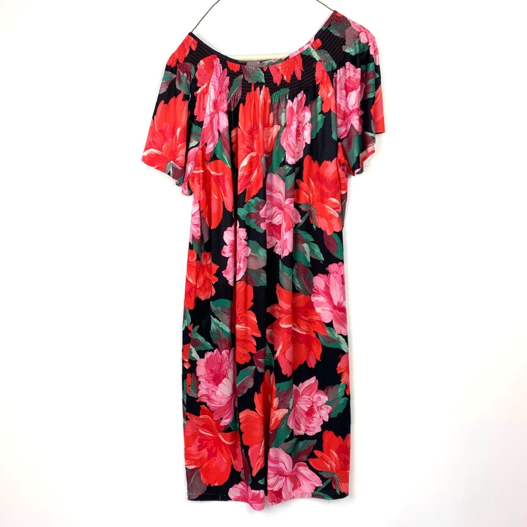 Vintage VINTAGE Village Rose Floral Nightgown Muumuu Caftan Oversized Red 1980s Polyester Womens Size ONE SIZE - 7 Thumbnail