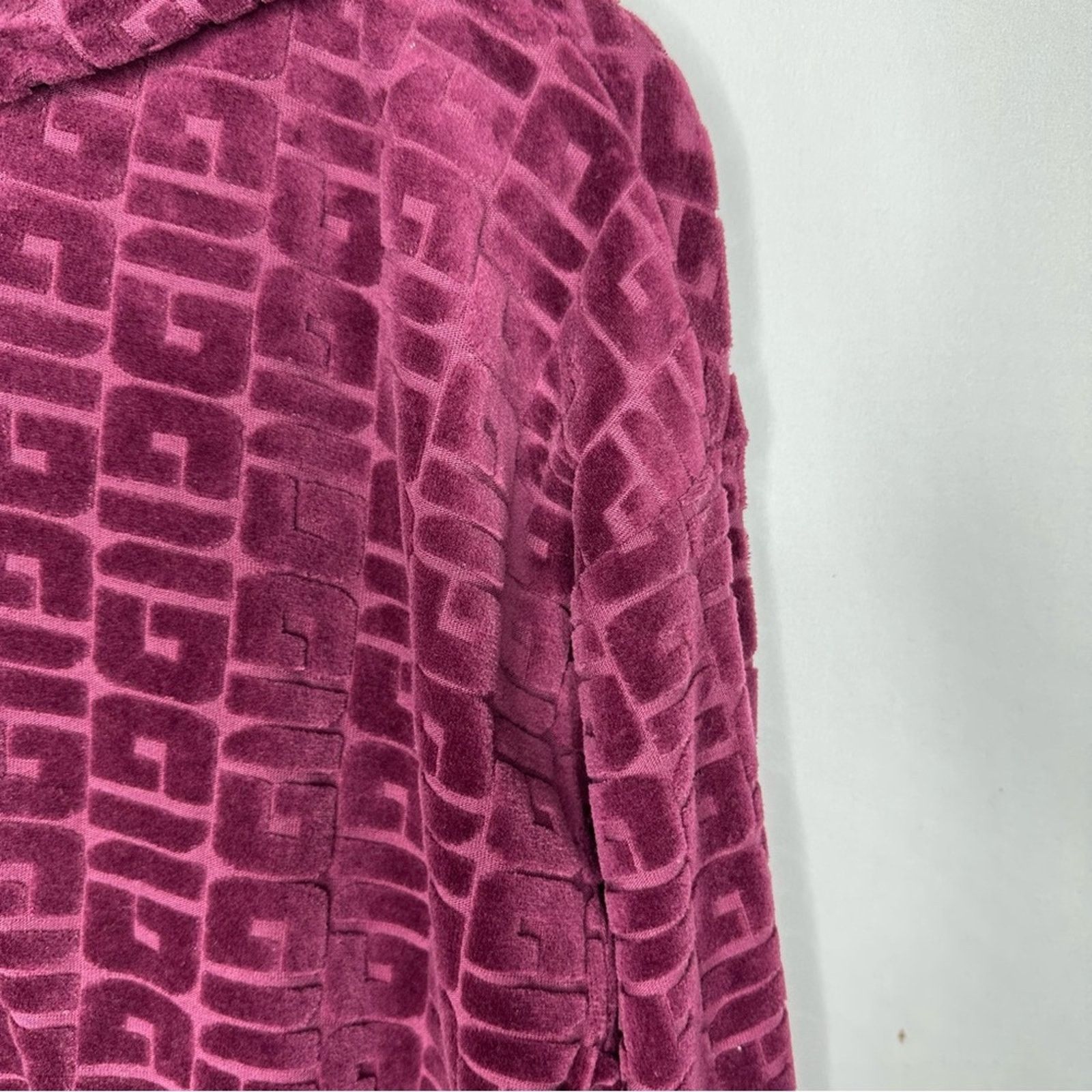 Guess GUESS After Party Cropped Hoodie NWT in Medium Size M / US 6-8 / IT 42-44 - 4 Thumbnail