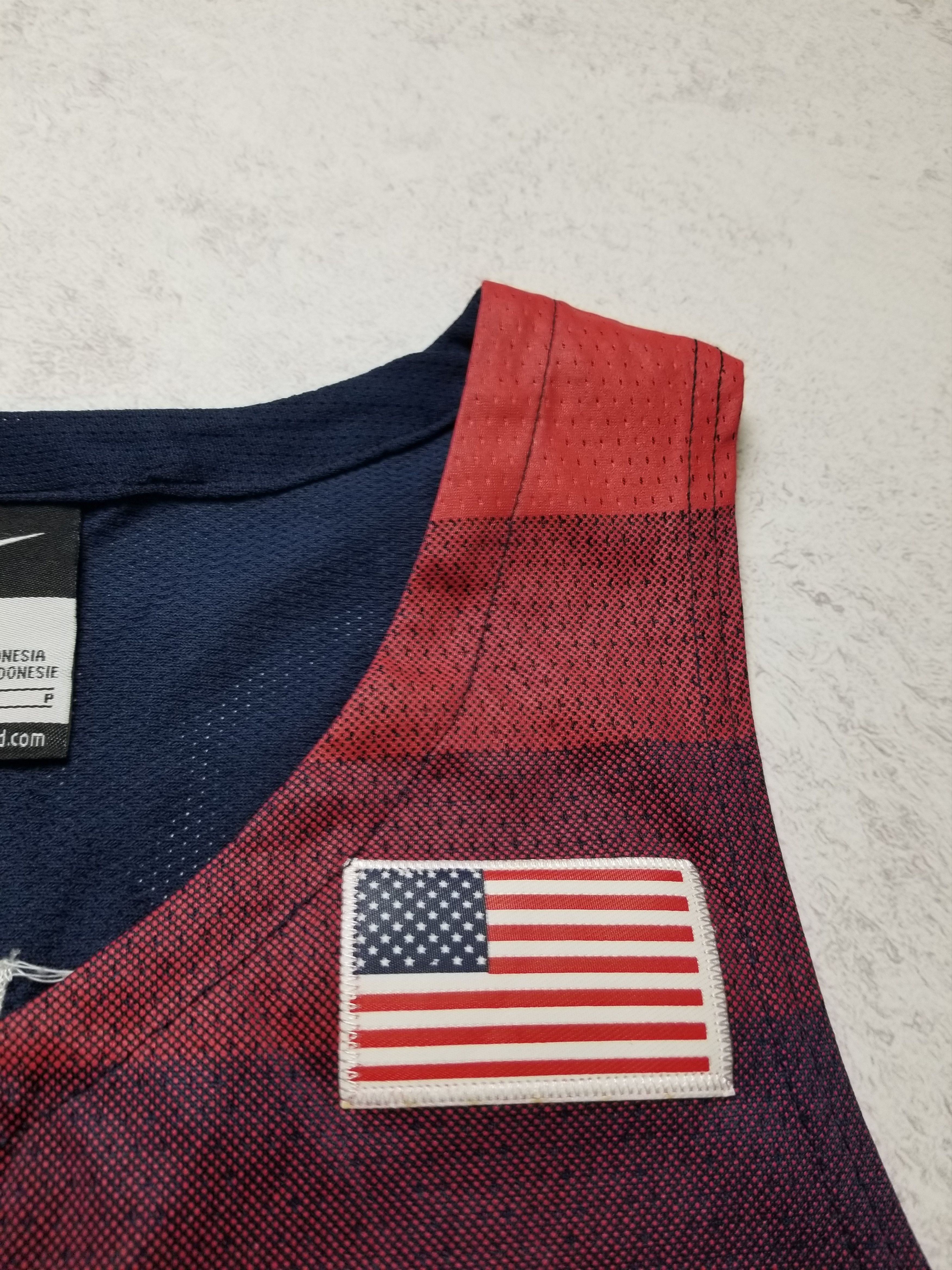 Nike NCAA ARIZONA WILDCATS #13 DEANDRE AYTON COLLEGE NBA JERSEY Size US S / EU 44-46 / 1 - 8 Thumbnail