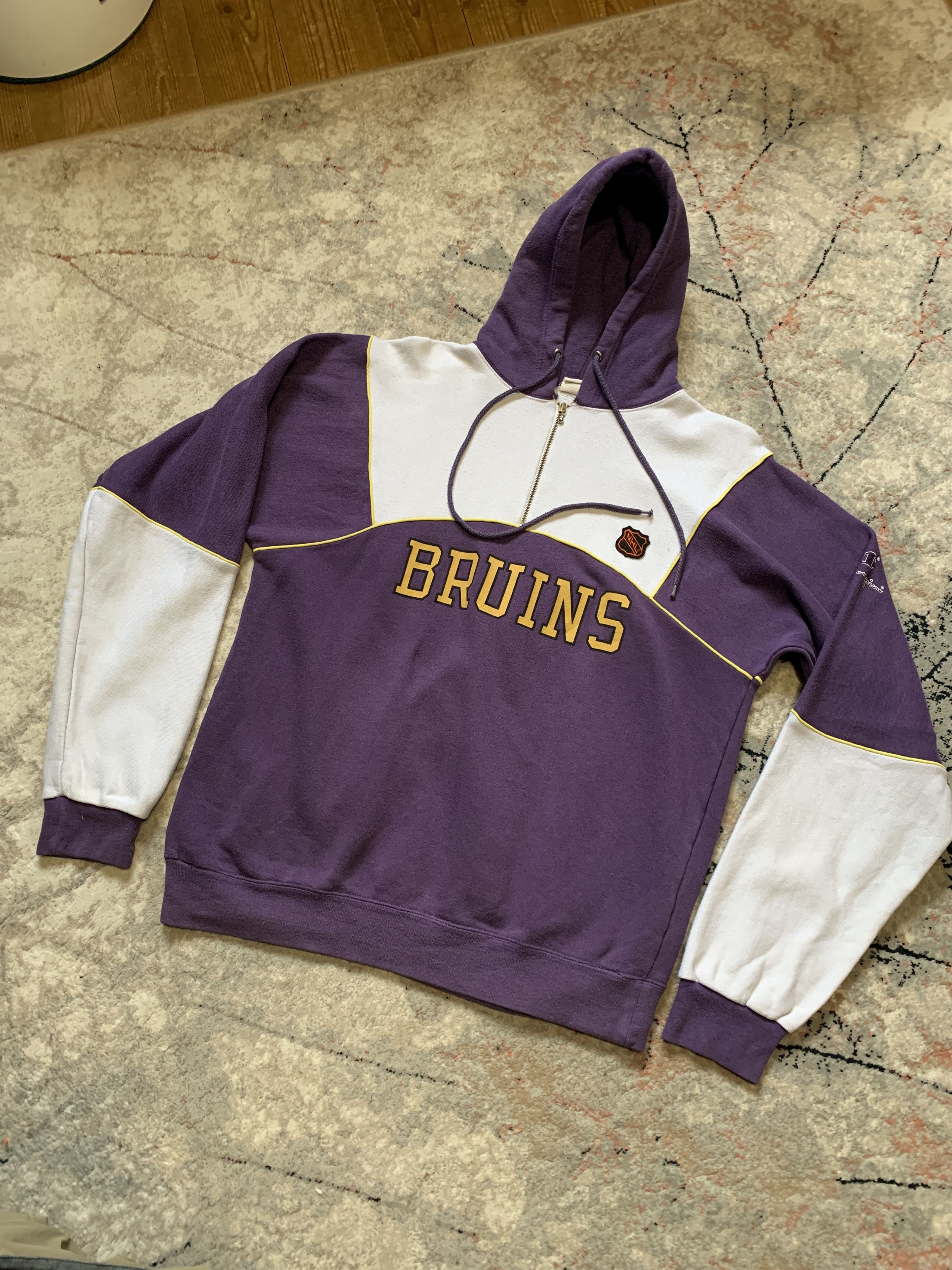 Champion Vintage Champion Bruins NHL Zip Hoodie Size US XL / EU 56 / 4 - 1 Thumbnail