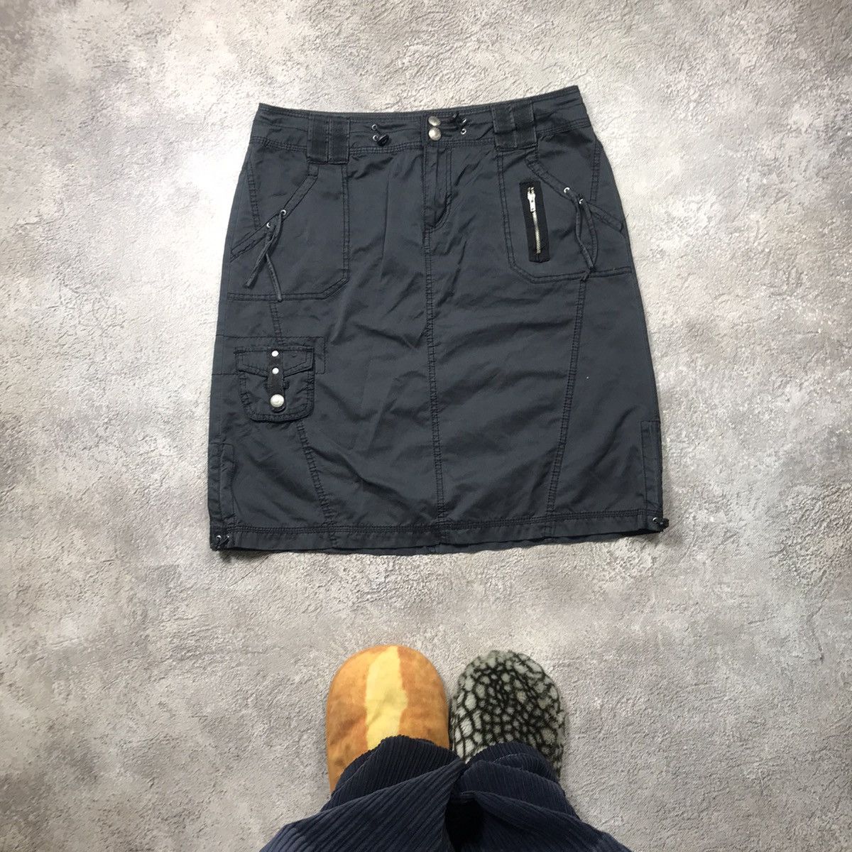 Vintage Y2K Cargo Midi Skirt Baggy Streetwear Techwear Black Logo 32 Size 32" / US 10 / IT 46 - 1 Thumbnail
