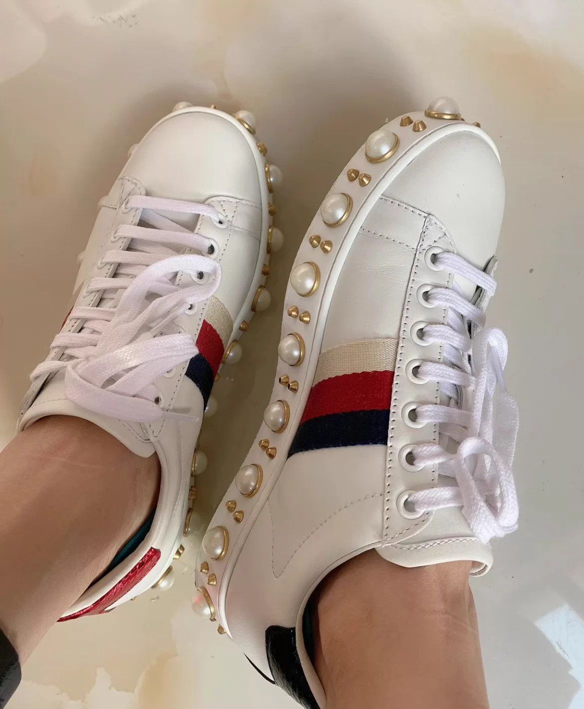 Gucci Gucci ACE Pearl-Embellished White Sneakers 35W Size US 4.5 / IT 34.5 - 7 Thumbnail