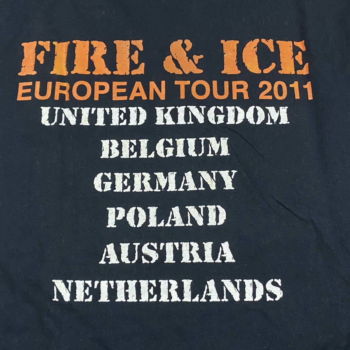 Band Tees × Fruit Of The Loom × Vintage Fire & ice hardcore punk band european tour 2011 Size US L / EU 52-54 / 3 - 6 Thumbnail