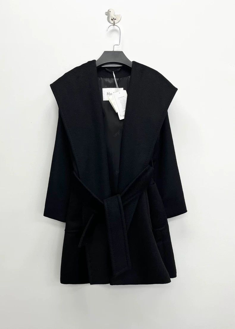 Max Mara Max Mara Black bathrobe cashmere coat Size M / US 6-8 / IT 42-44 - 1 Thumbnail