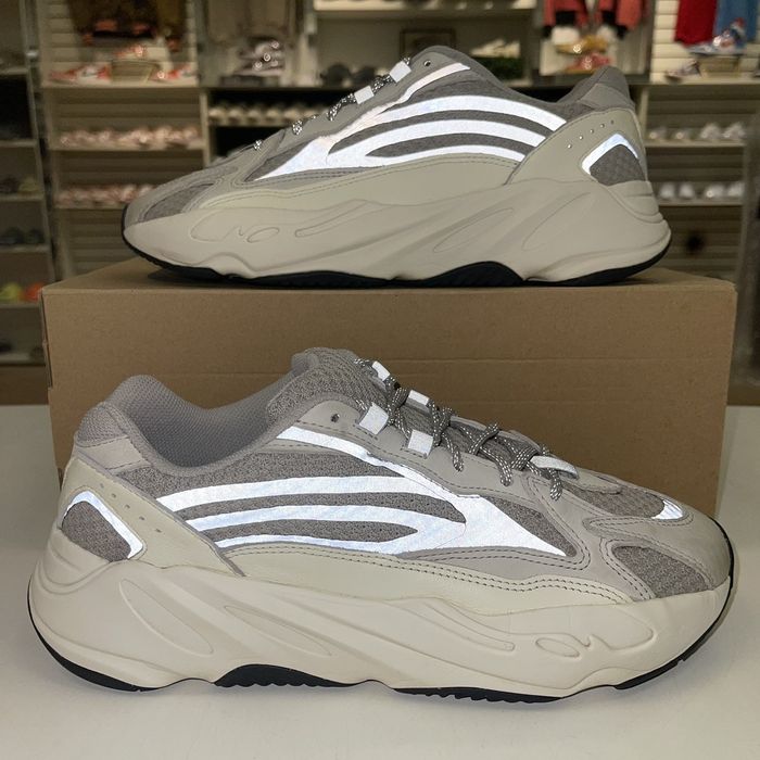 Yeezy Season Yeezy 700 Static - VERY LIGHTLY WORN WITH BOX | Grailed