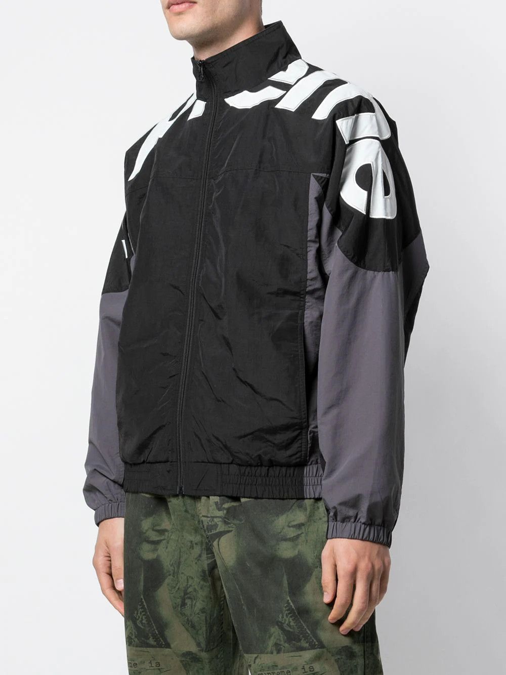 Supreme Shoulder Logo Track Jacket ナイロン Supreme Shoulder Logo Track Jacket (FW19) - $168