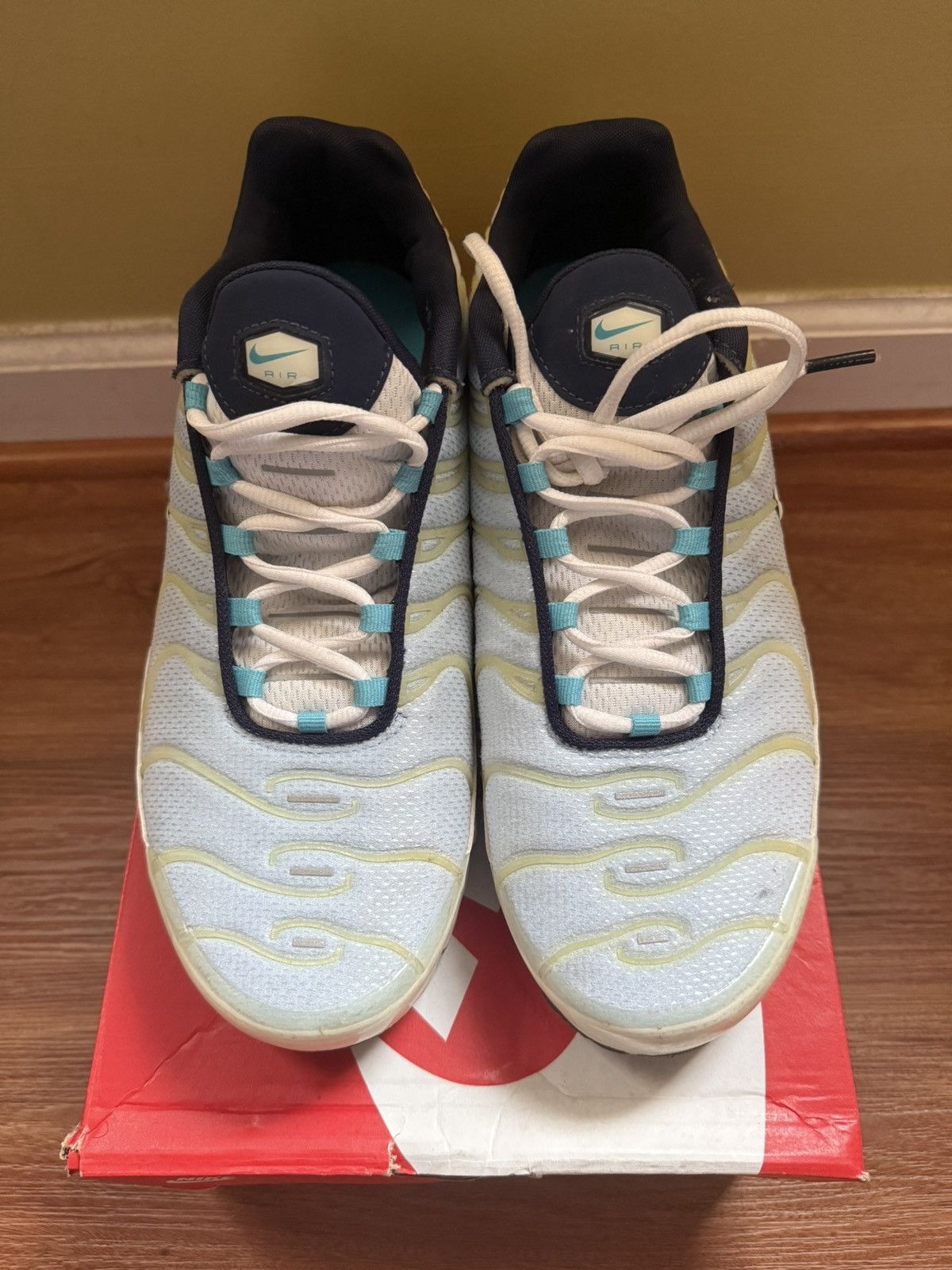 Nike Nike Air Max Plus Sz. 12 Size US 12 / EU 45 - 3 Thumbnail