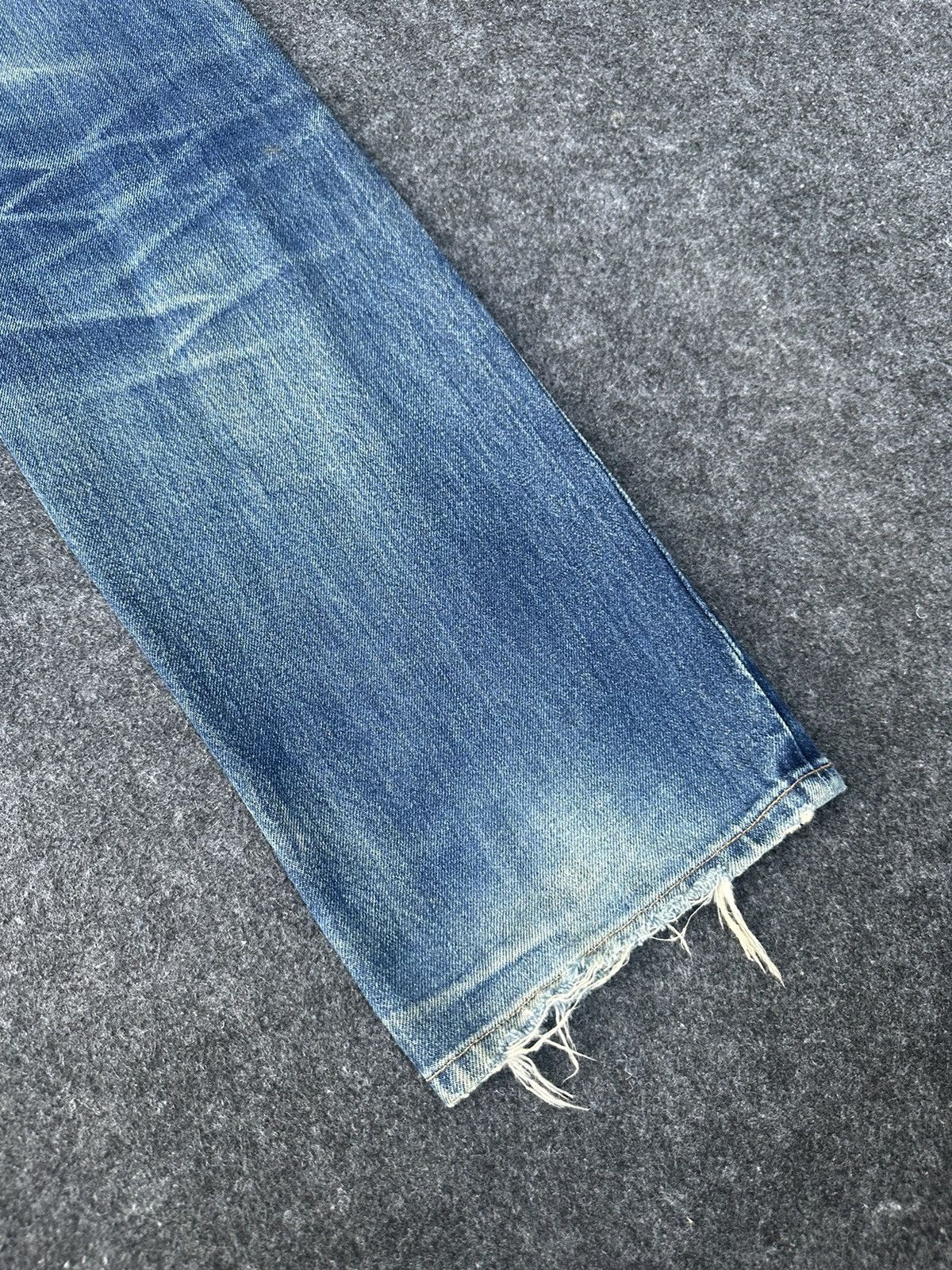 Vintage Vintage Original Denim Blue Washed Denim 31x31 D84 Size US 31 - 11 Thumbnail