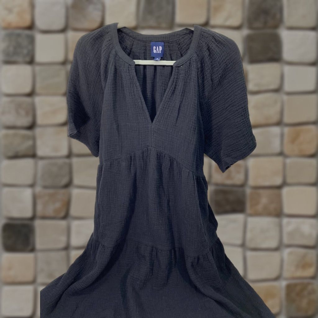 Gap Gap Gauze Tier Dress Black Short Sleeve V-Neck Pockets XS NWT Womens Size 26" / US 2 / IT 38 - 1 Thumbnail