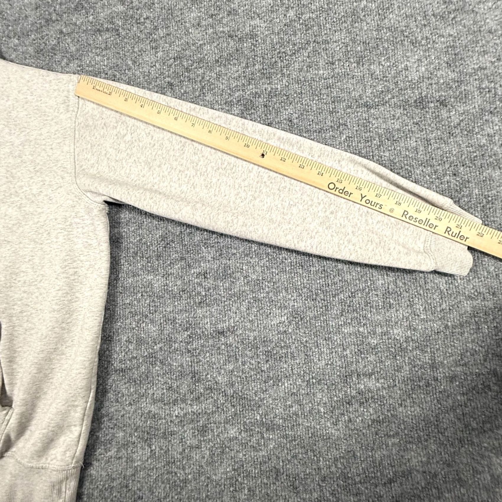 H&M Rolling Stones Hoodie Mens Medium Gray L.O.G.G. Tongue Logo Pullover 2019 Band Rock Mens Size US M / EU 48-50 / 2 - 7 Thumbnail