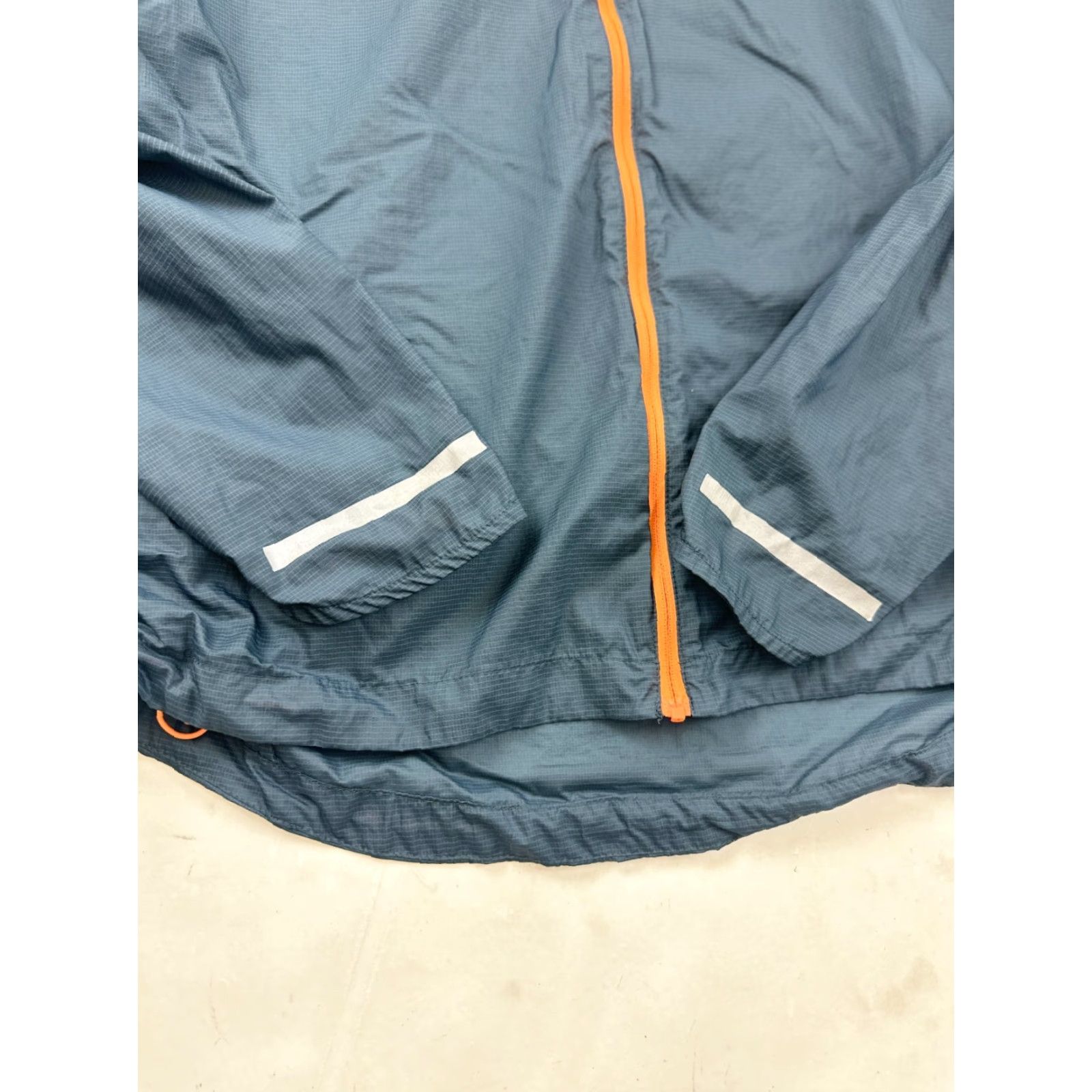 Nike Nike Windrunner Jacket Womens Large Gray Hooded Full Zip Activewear Long Sleeve Outdoor Size L / US 10 / IT 46 - 3 Thumbnail