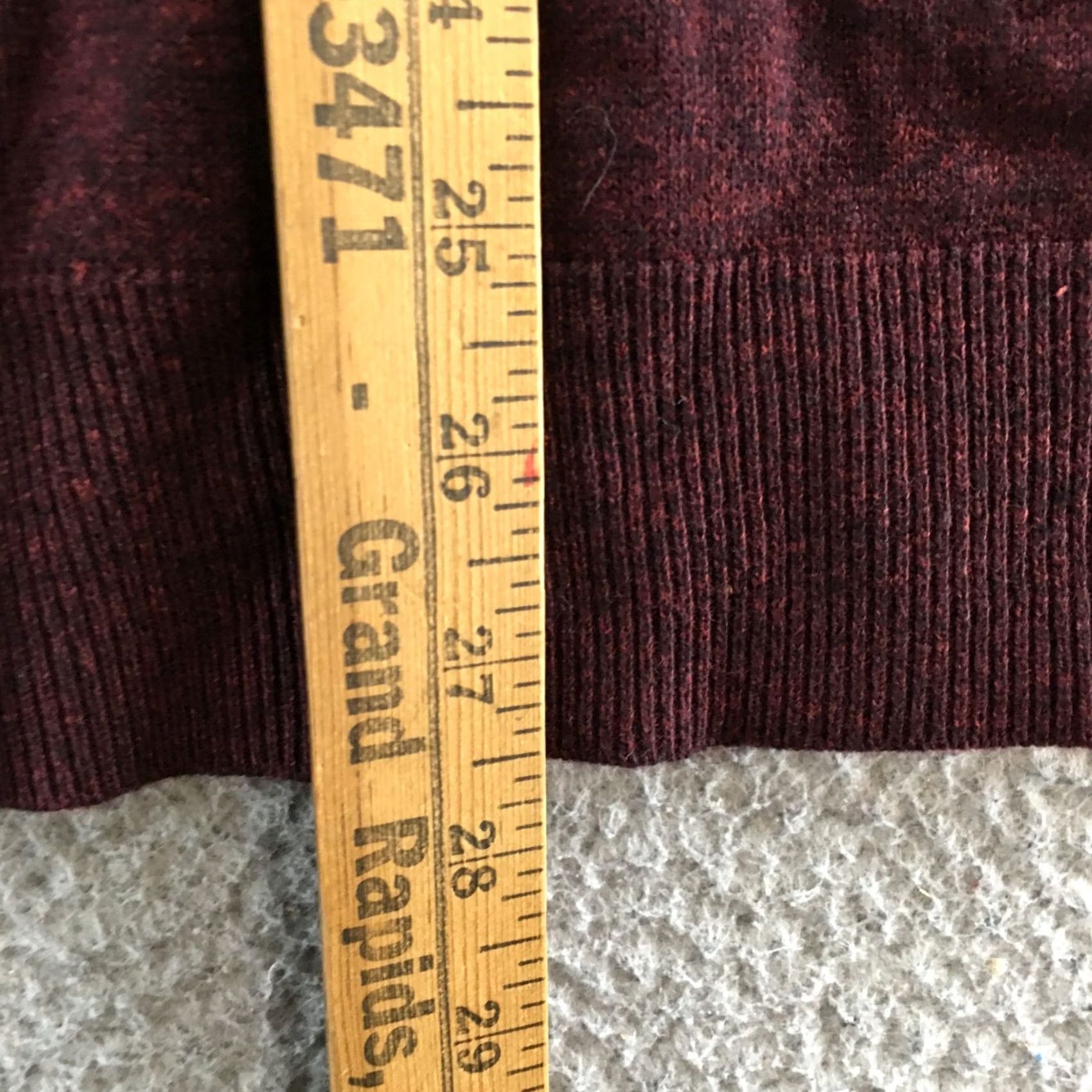 Old Navy Old Navy Mens L Sweater Pullover V-Neck Long Sleeve Knit Top Burgundy Maroon Size US L / EU 52-54 / 3 - 6 Thumbnail