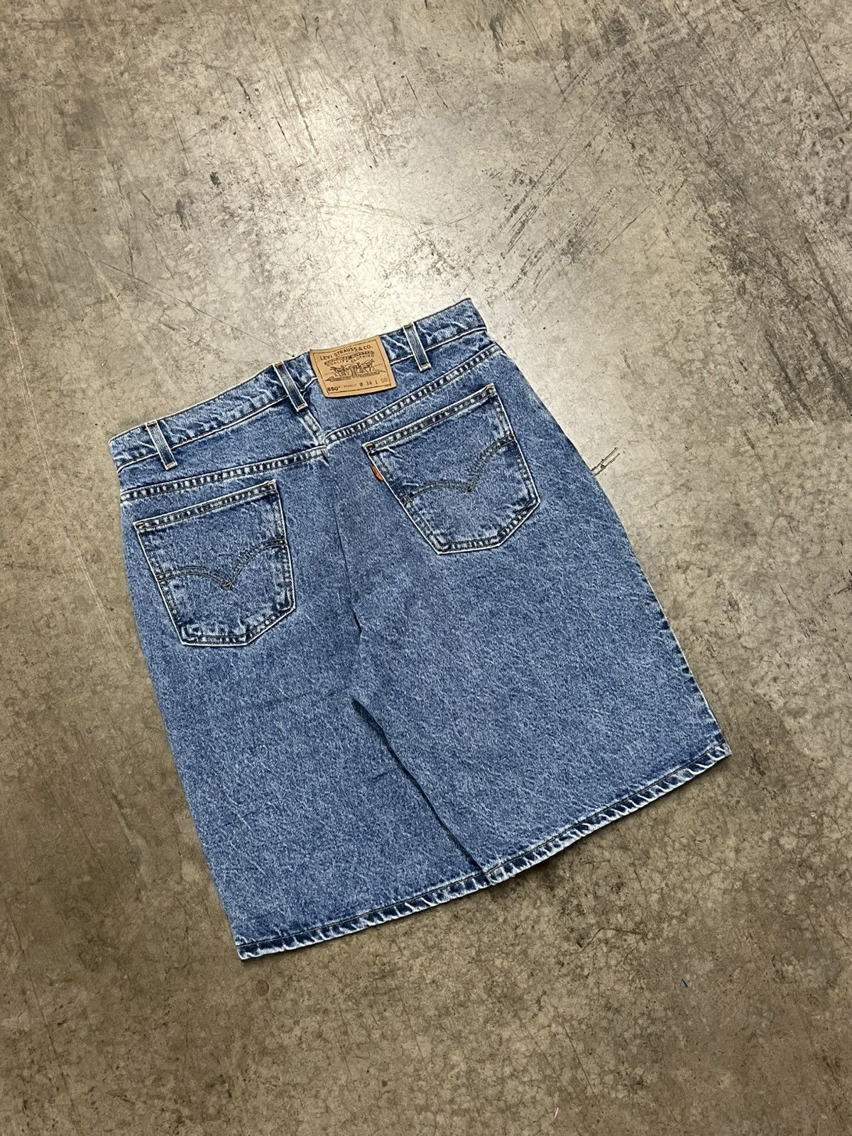 Levi's × Vintage Levi’s orange tab 550s vintage shorts streetwear hype rare Size US 34 / EU 50 - 2 Thumbnail