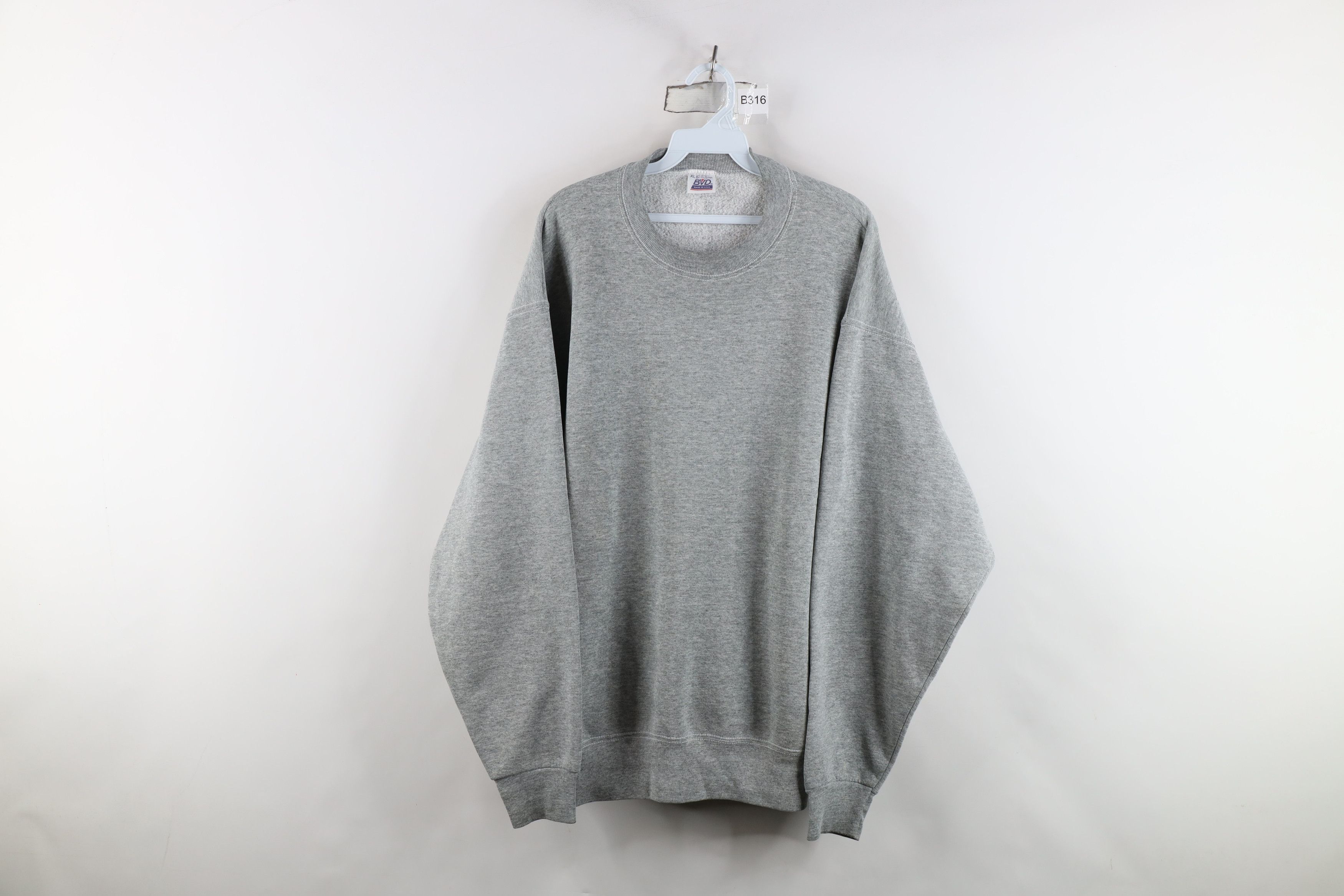 Vintage Vintage 90s Streetwear Heavyweight Crewneck Sweatshirt USA Size US XL / EU 56 / 4 - 1 Thumbnail