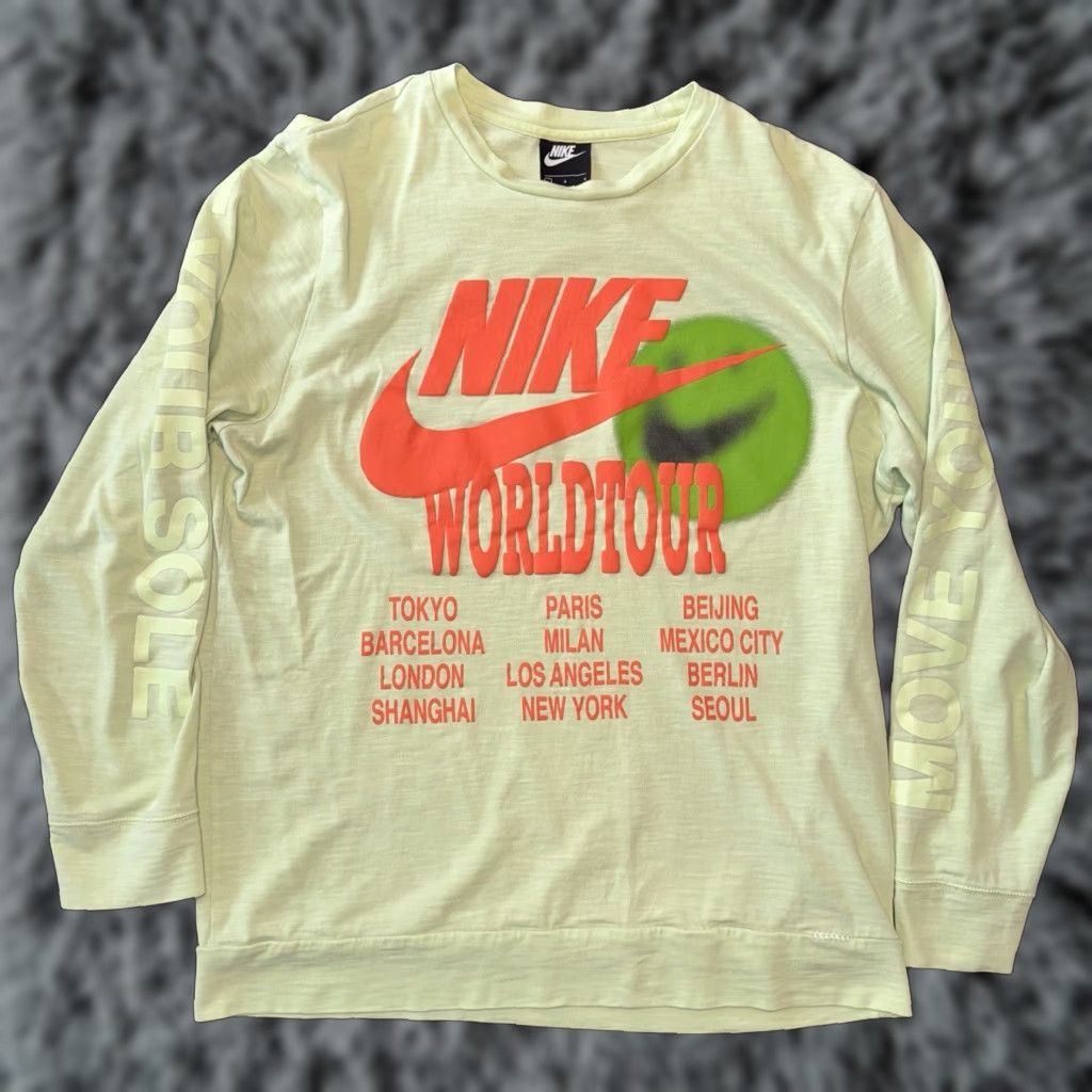 Nike Nike Shirt Men’s Large Green World Tour Glow In The Dark DA0629-383 Sportswear Logo Size US L / EU 52-54 / 3 - 1 Thumbnail