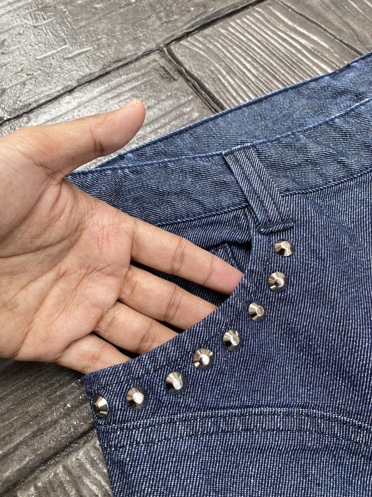 Issey Miyake SUNAO KUWAHARA by Issey Miyake Cargos Studded Indigo Jeans Size US 34 / EU 50 - 14 Thumbnail
