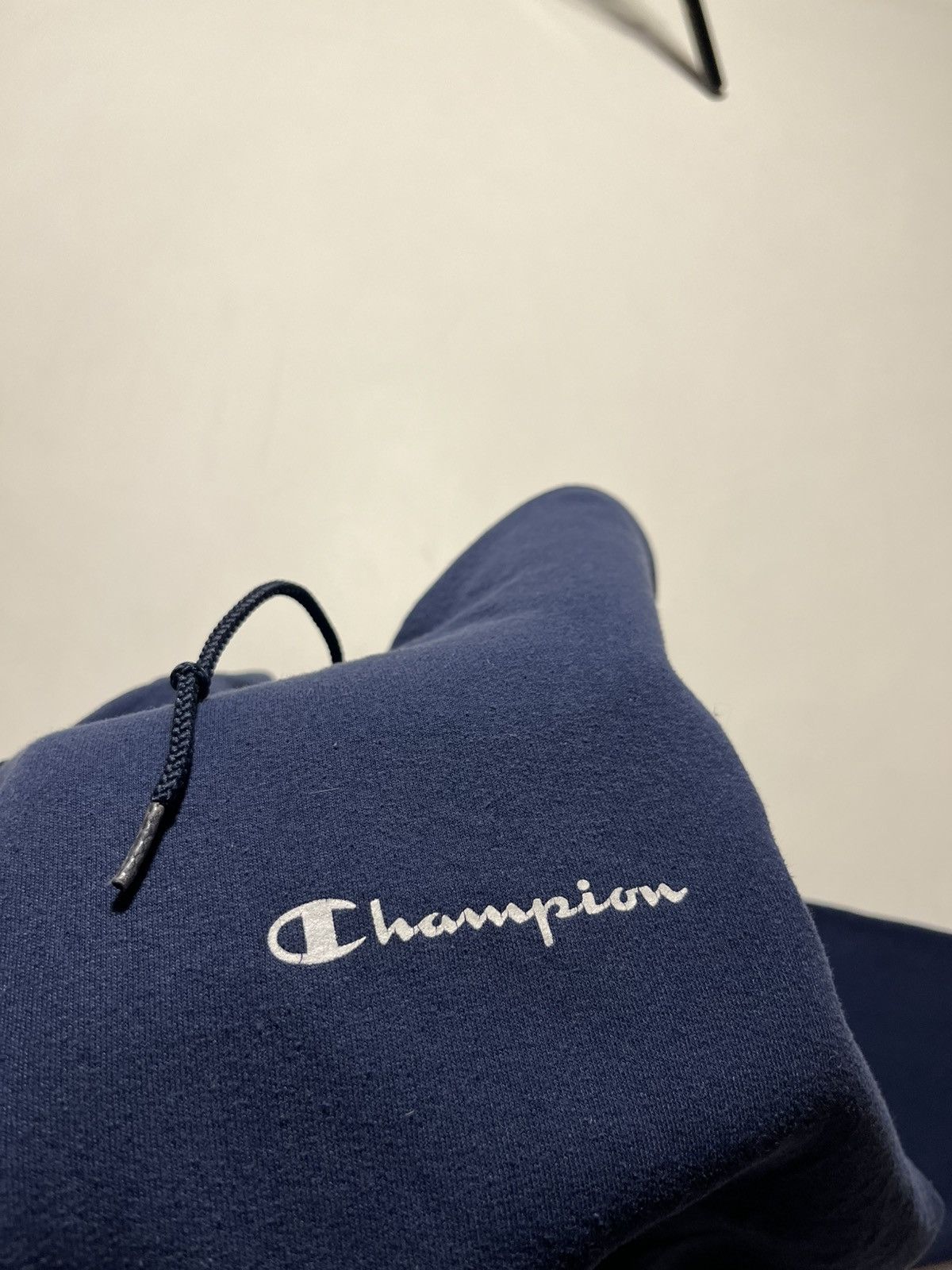 Champion Vintage 90’s Champion Heavyweight boxy fit hoodie navy L Size US L / EU 52-54 / 3 - 5 Thumbnail