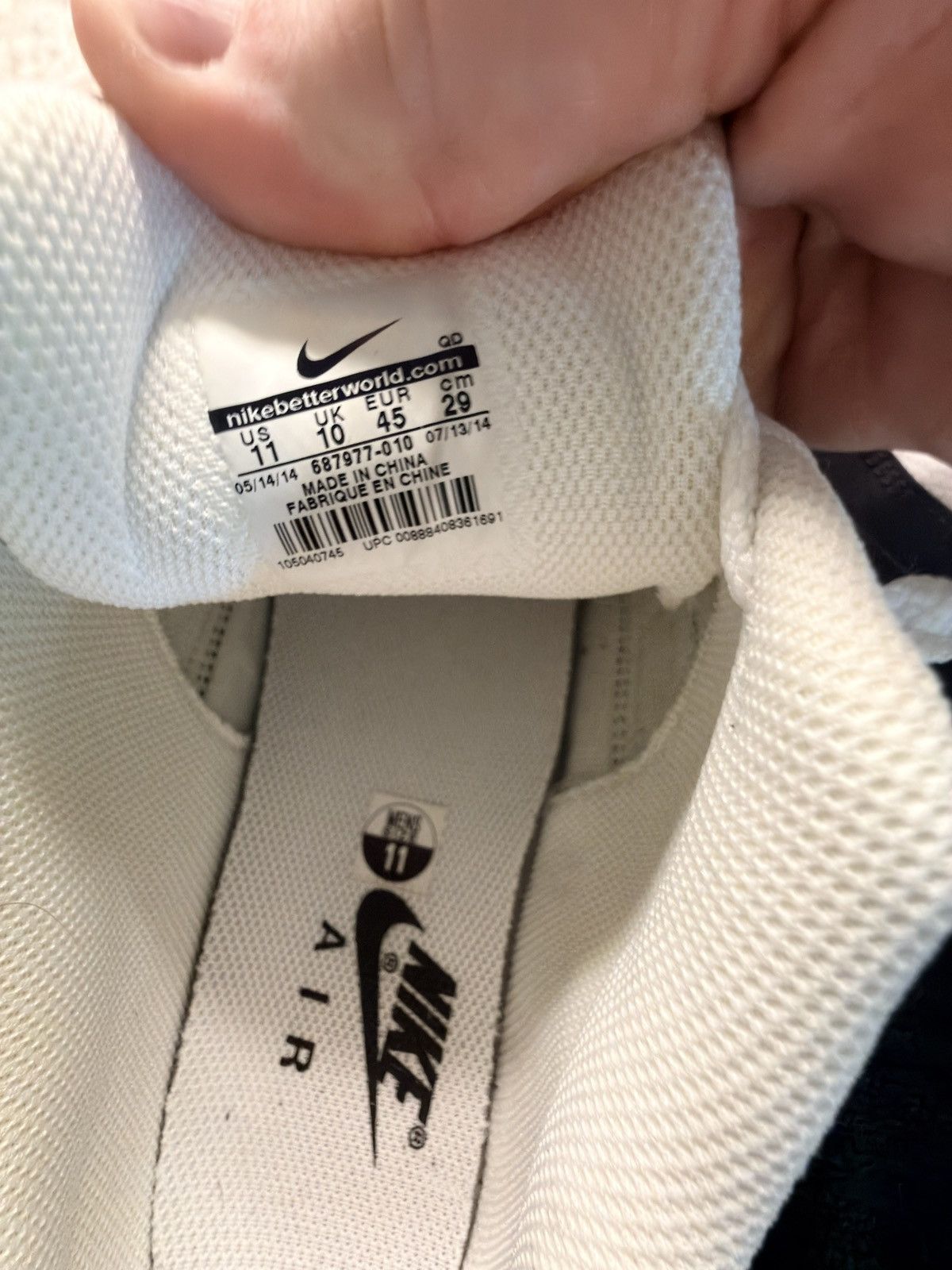 Nike Nike Airmax worn once Size US 11 / EU 44 - 7 Thumbnail