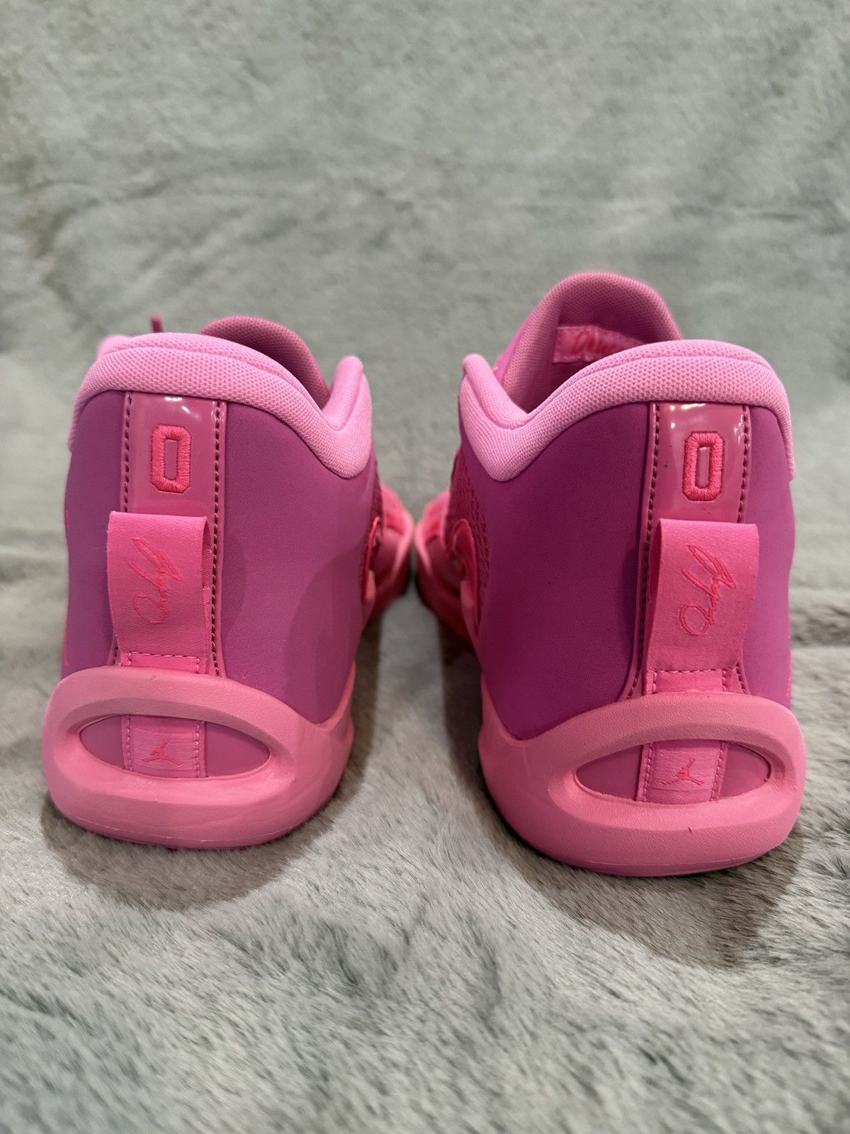 Nike Jordan Tatum 1 “Breast Cancer Awareness” PE Promo DS 10.5 Size US 10.5 / EU 43-44 - 6 Thumbnail