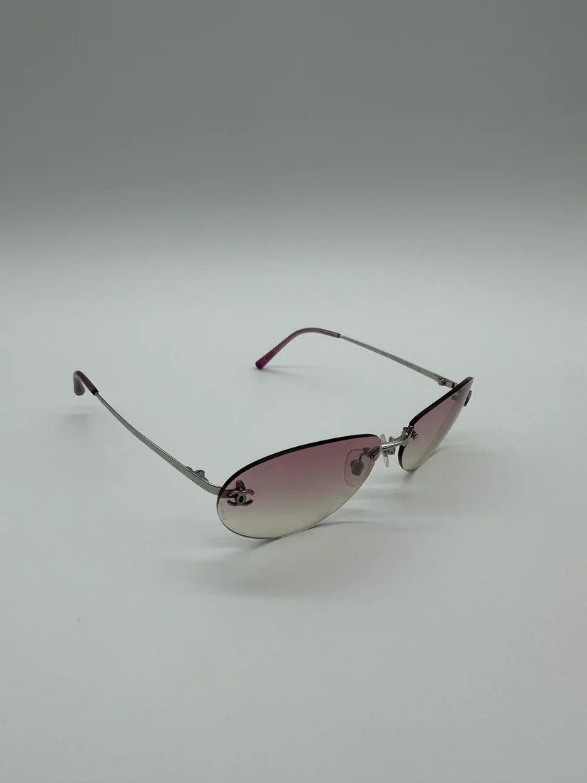 Chanel × Vintage CHANEL SUNGLASSES 4013 LOGO ICONIC 4017 Mask RI966 Size ONE SIZE - 1 Thumbnail