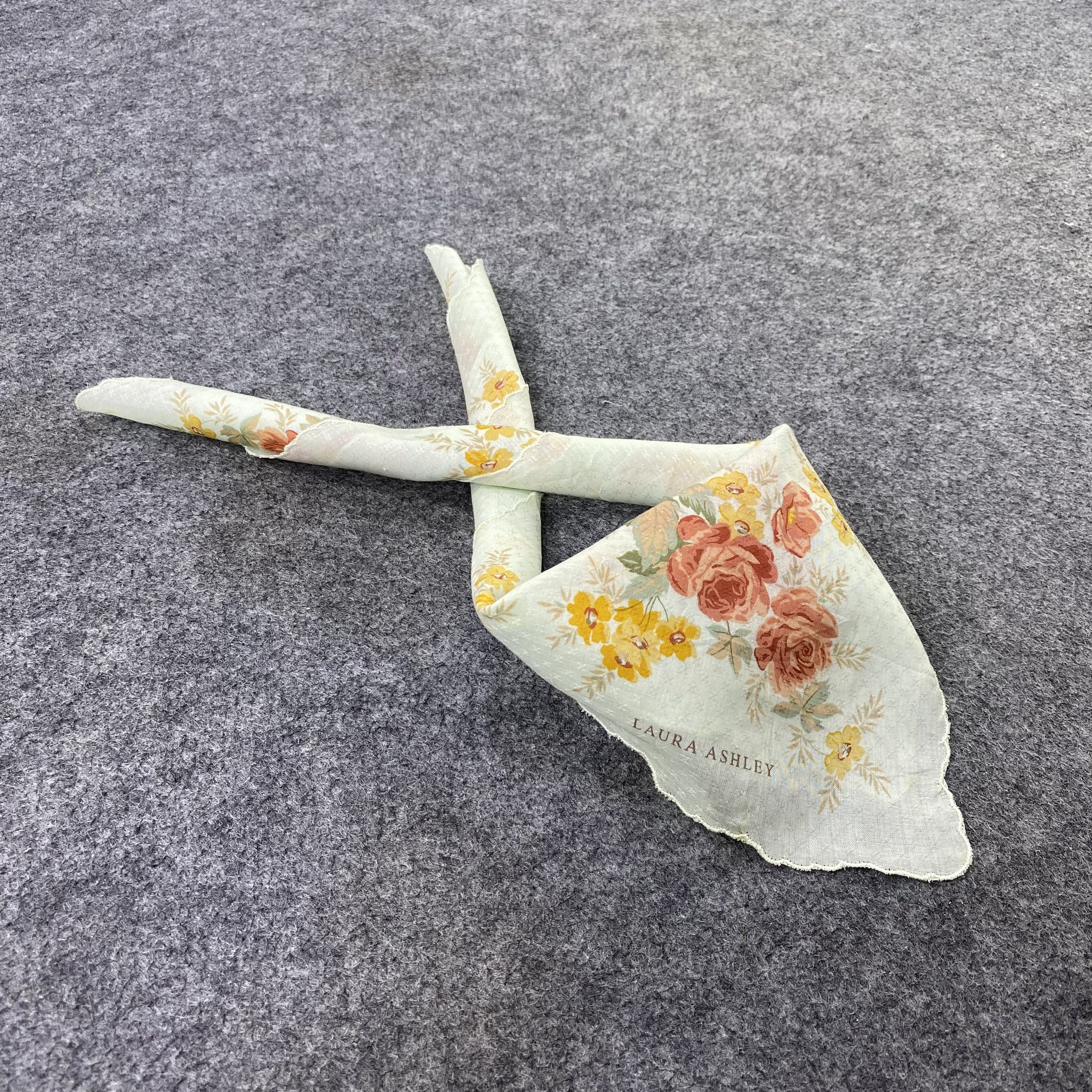 Laura Ashley Laura Ashley Handkerchief Neckerchief Bandana-B1945 Size ONE SIZE - 1 Thumbnail