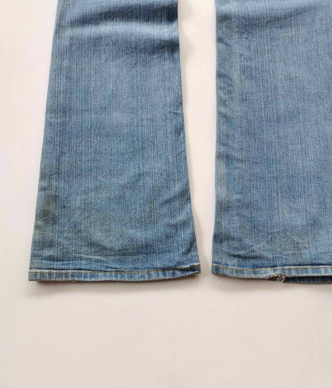 Bebe Bootcut Bebe Carmen RS Patch Distressed Jeans 30/35 Size 30" / US 8 / IT 44 - 9 Thumbnail