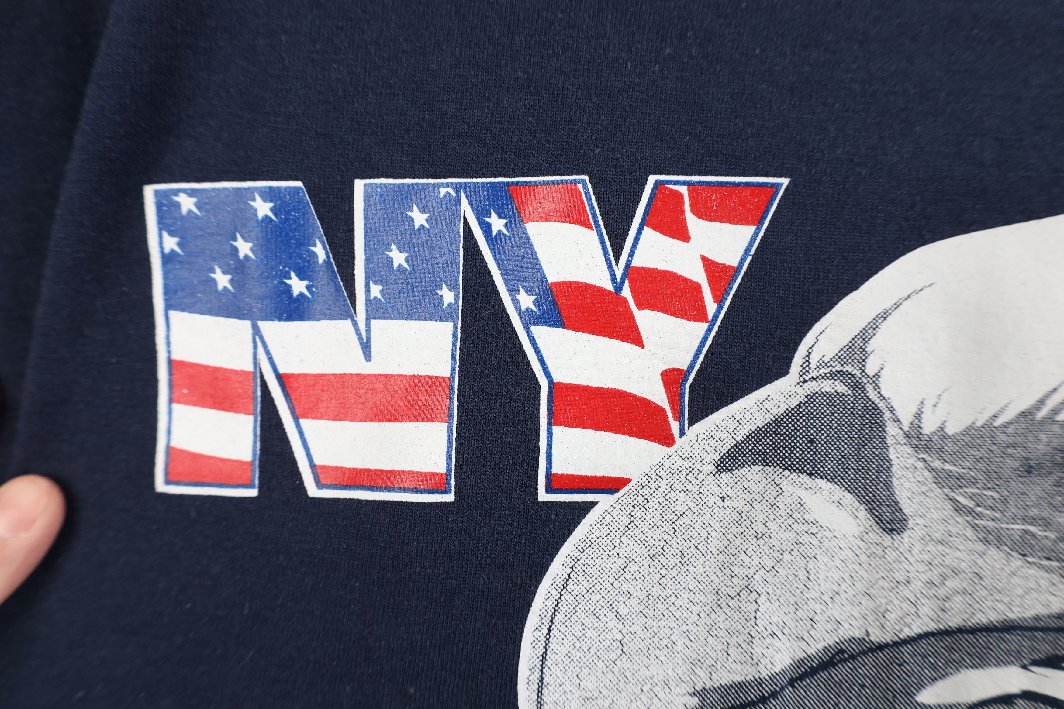 Vintage Vintage Y2K September 11 World Trade New York Eagle T-Shirt Size US L / EU 52-54 / 3 - 5 Thumbnail