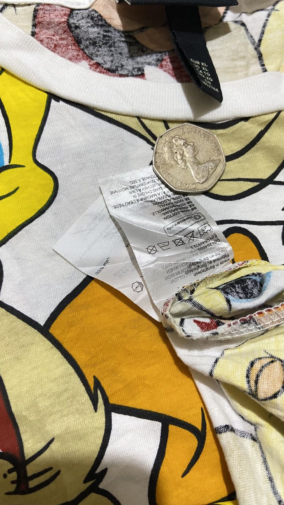 H&M RARE😭 AOP Tazmania, Tweety, Bugs Bunny All Over Print Tee Size US XL / EU 56 / 4 - 4 Thumbnail